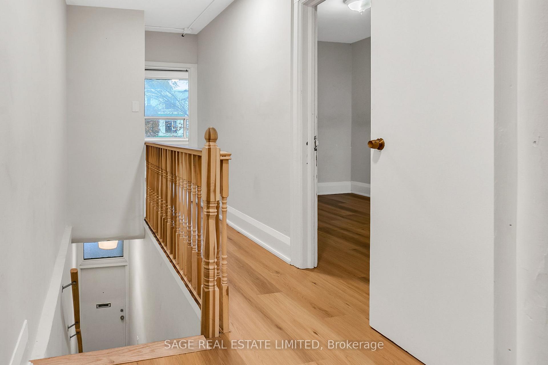 Photo 2 of Unit Upper, 633 St Clair Avenue W, Toronto, Wychwood — HOMEH