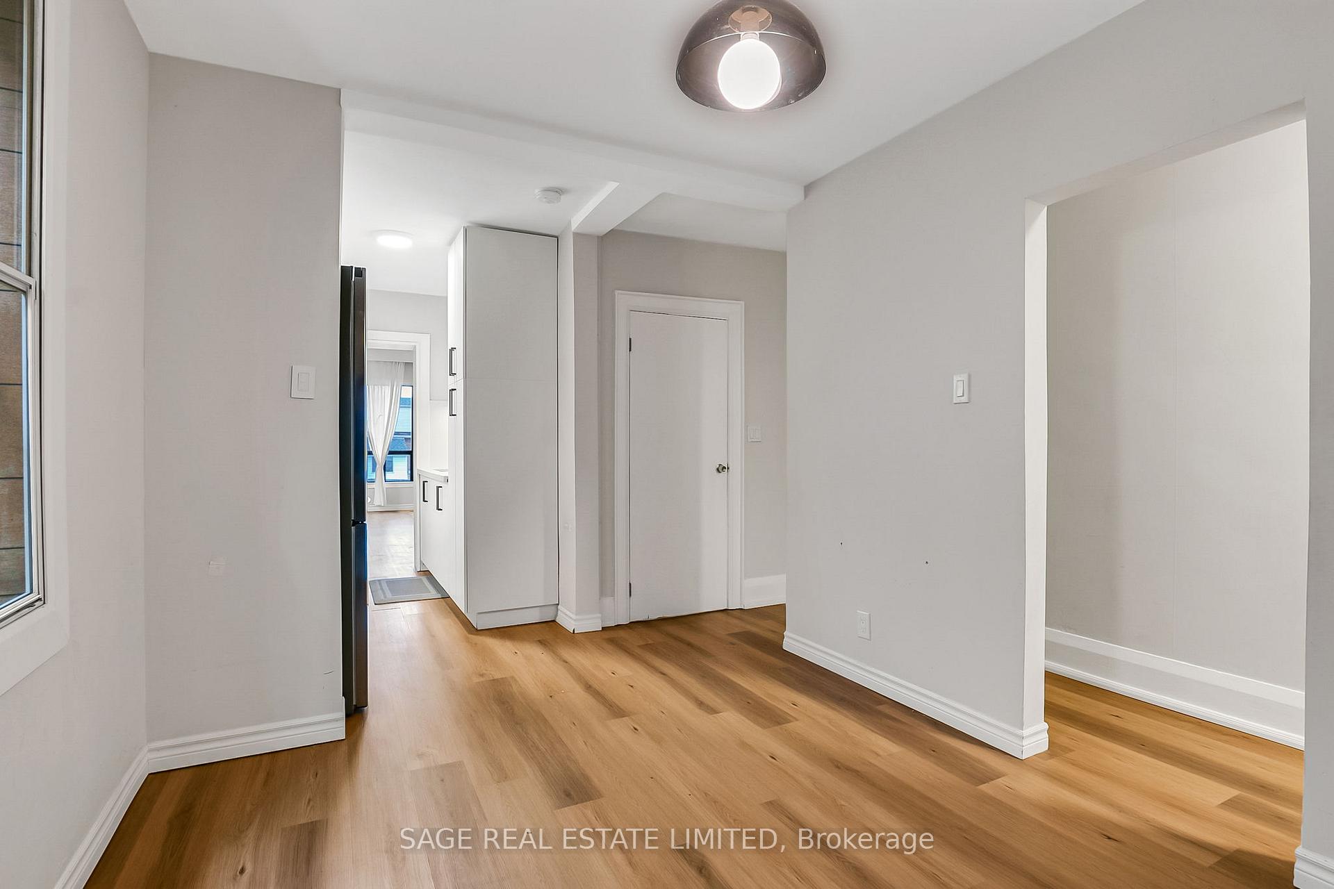 Photo 9 of Unit Upper, 633 St Clair Avenue W, Toronto, Wychwood — HOMEH