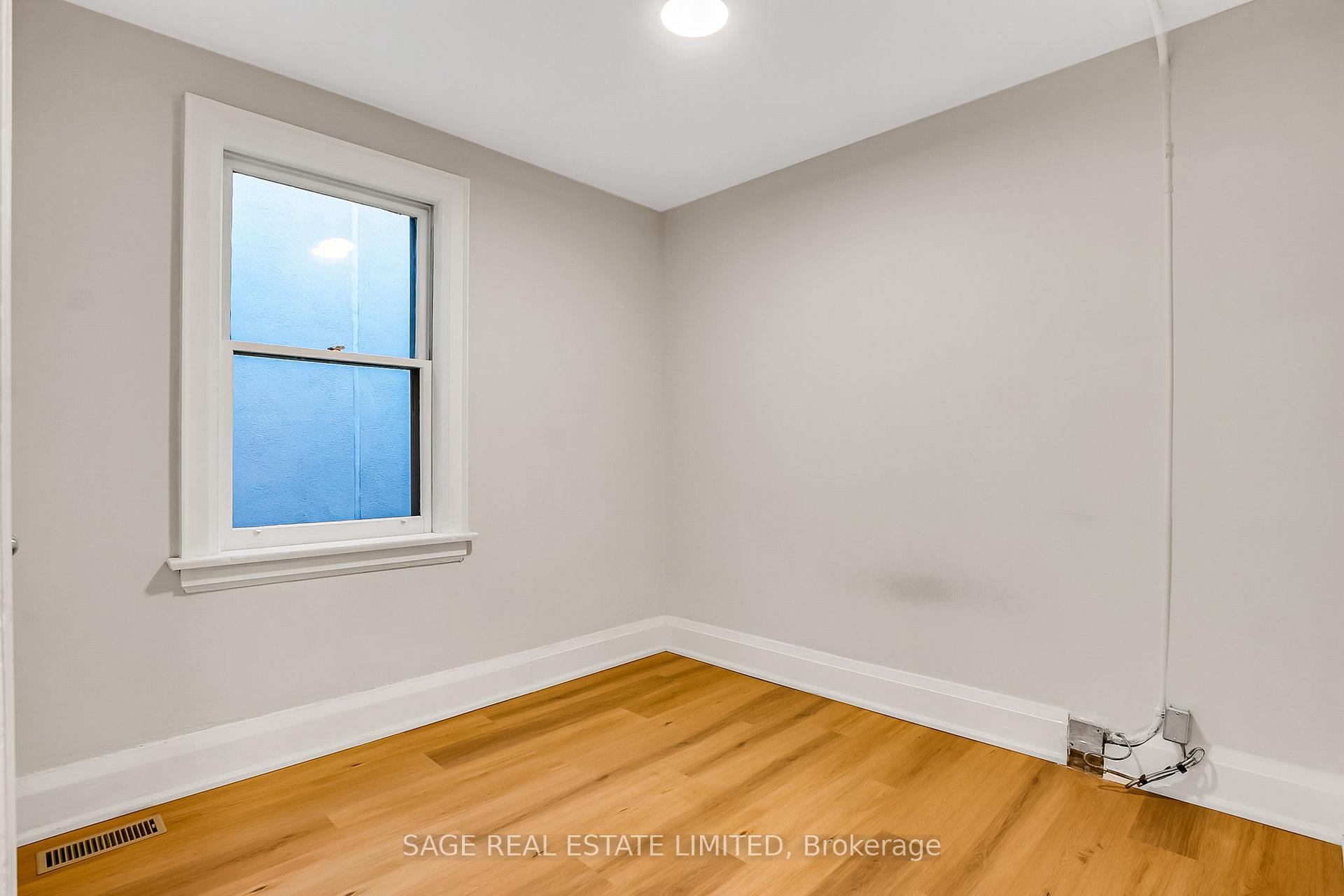 Photo 18 of Unit Upper, 633 St Clair Avenue W, Toronto, Wychwood — HOMEH