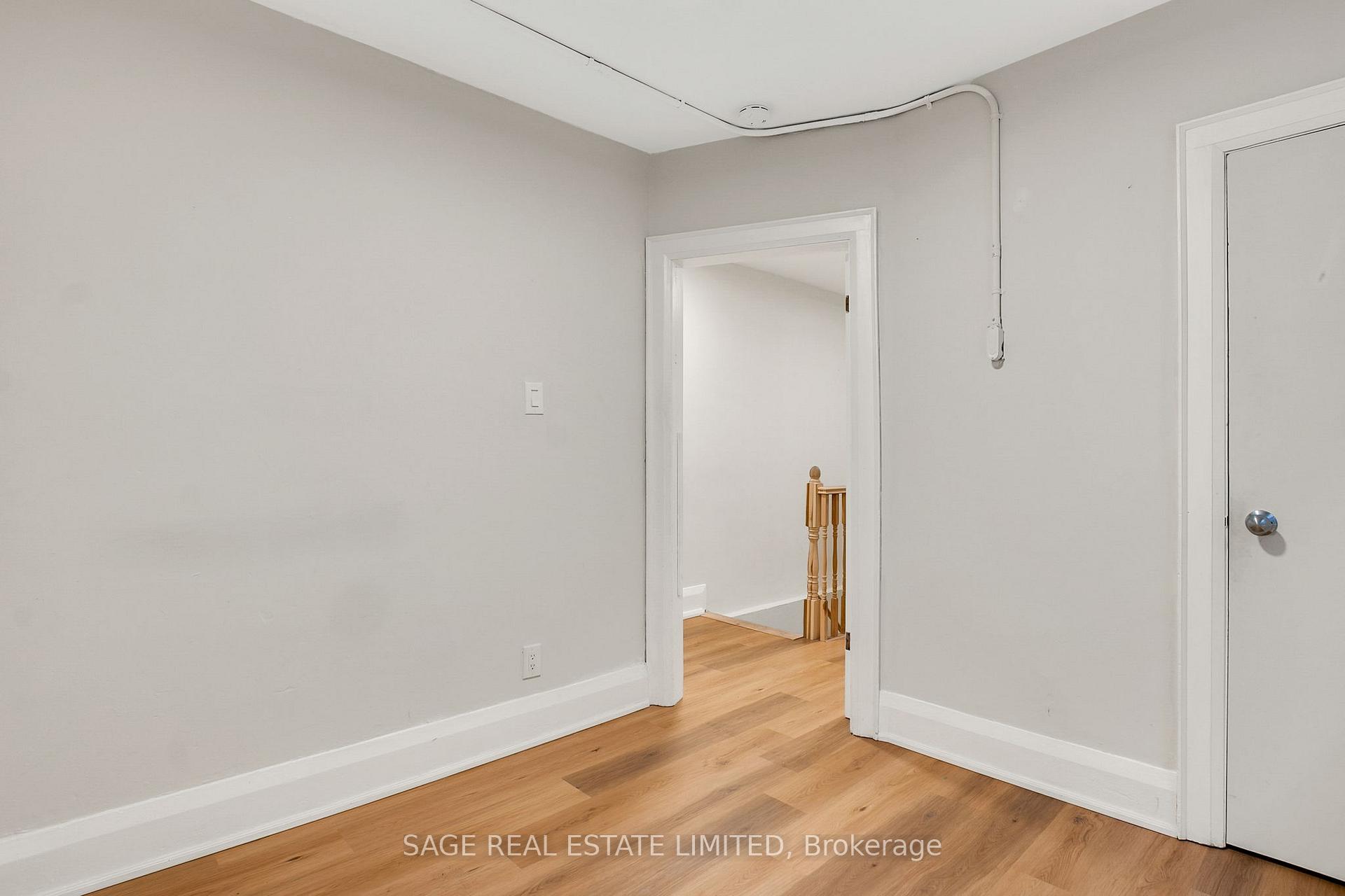 Photo 19 of Unit Upper, 633 St Clair Avenue W, Toronto, Wychwood — HOMEH