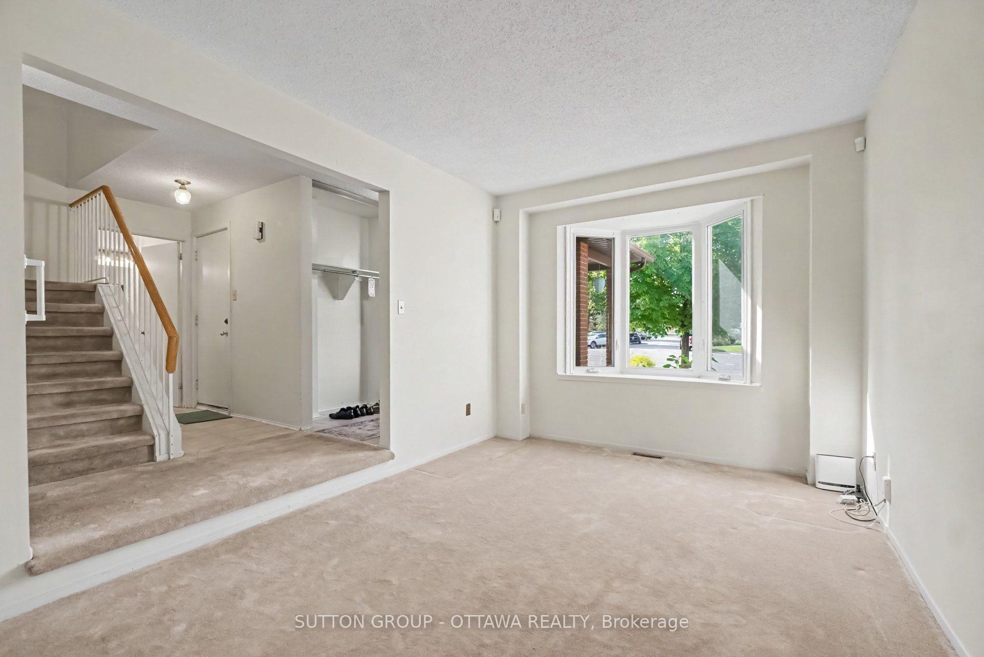 Photo 27 of 792 Harlequin Crescent, Ottawa, Chatelaine Village — HOMEH
