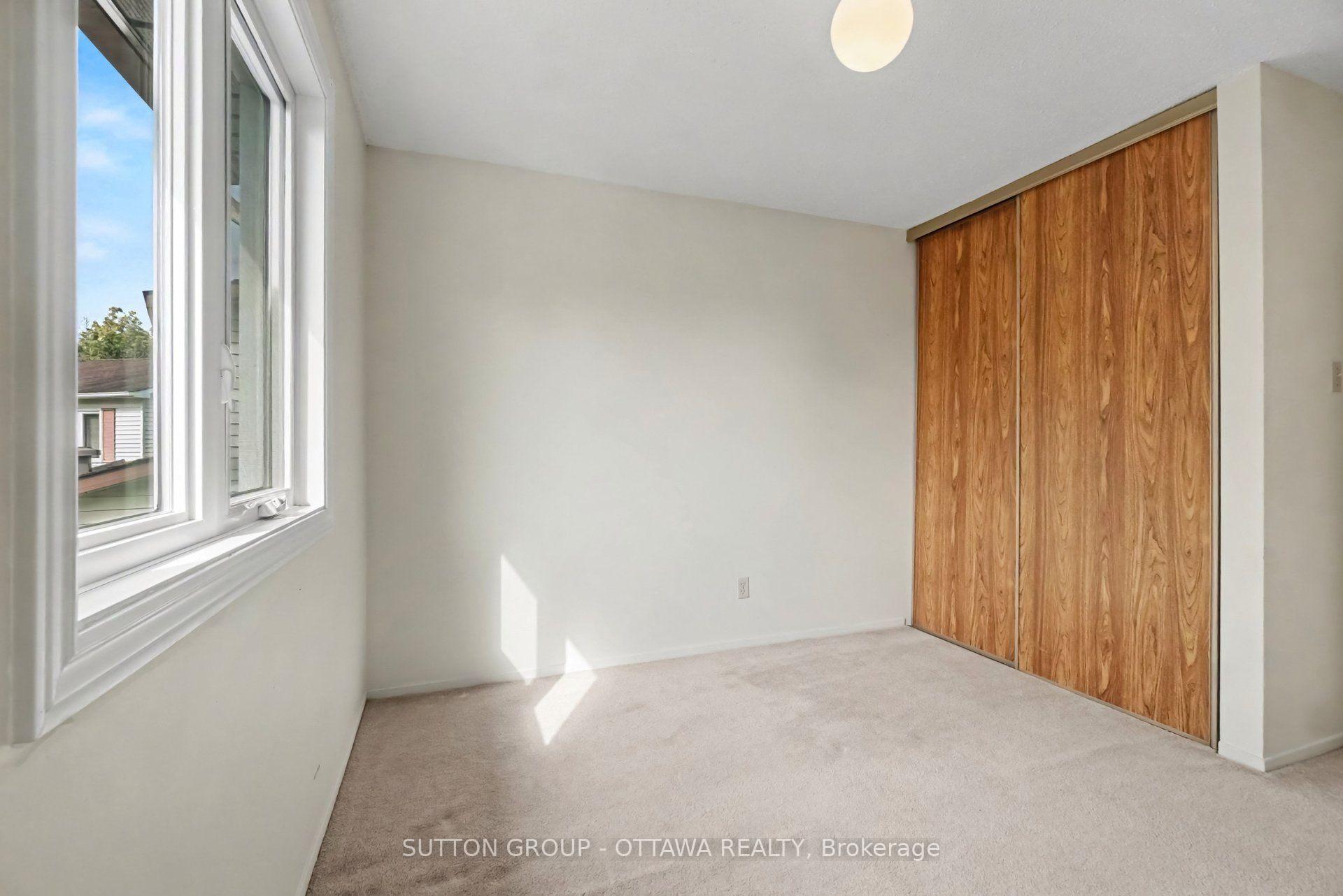 Photo 34 of 792 Harlequin Crescent, Ottawa, Chatelaine Village — HOMEH