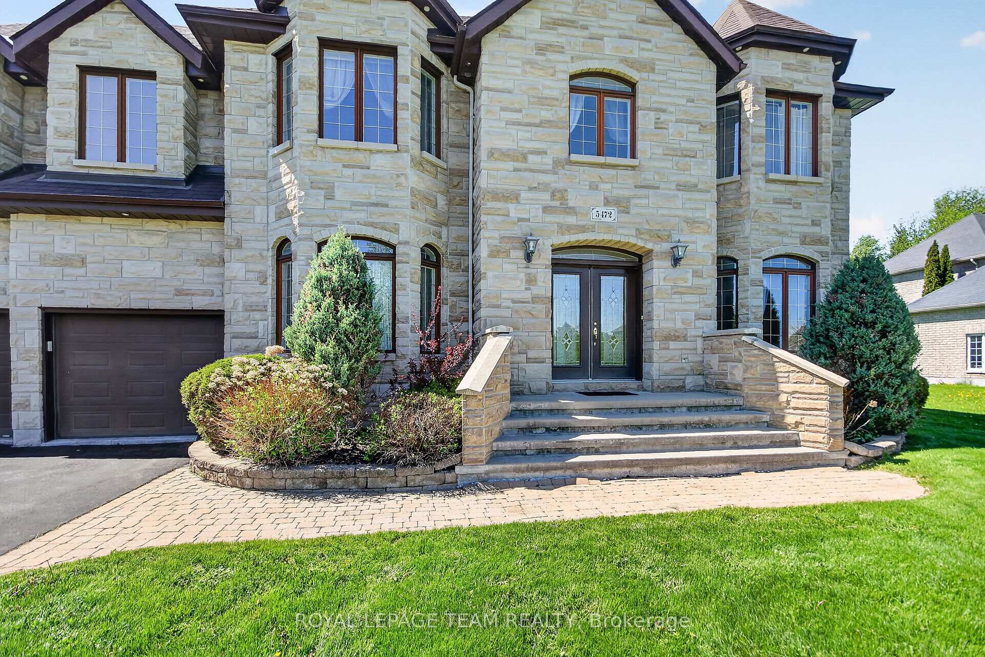 Photo 2 of 5472 Wicklow Drive, Ottawa, Manotick Village & Manotick Estates — HOMEH
