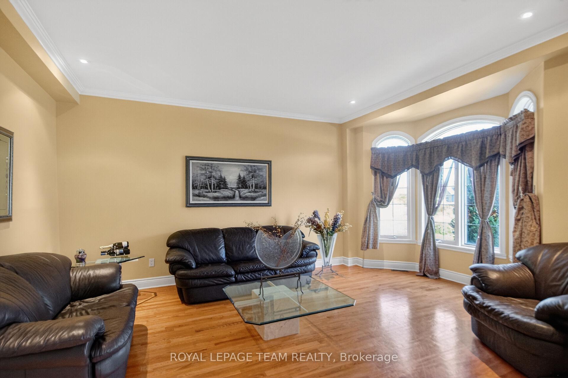 Photo 8 of 5472 Wicklow Drive, Ottawa, Manotick Village & Manotick Estates — HOMEH