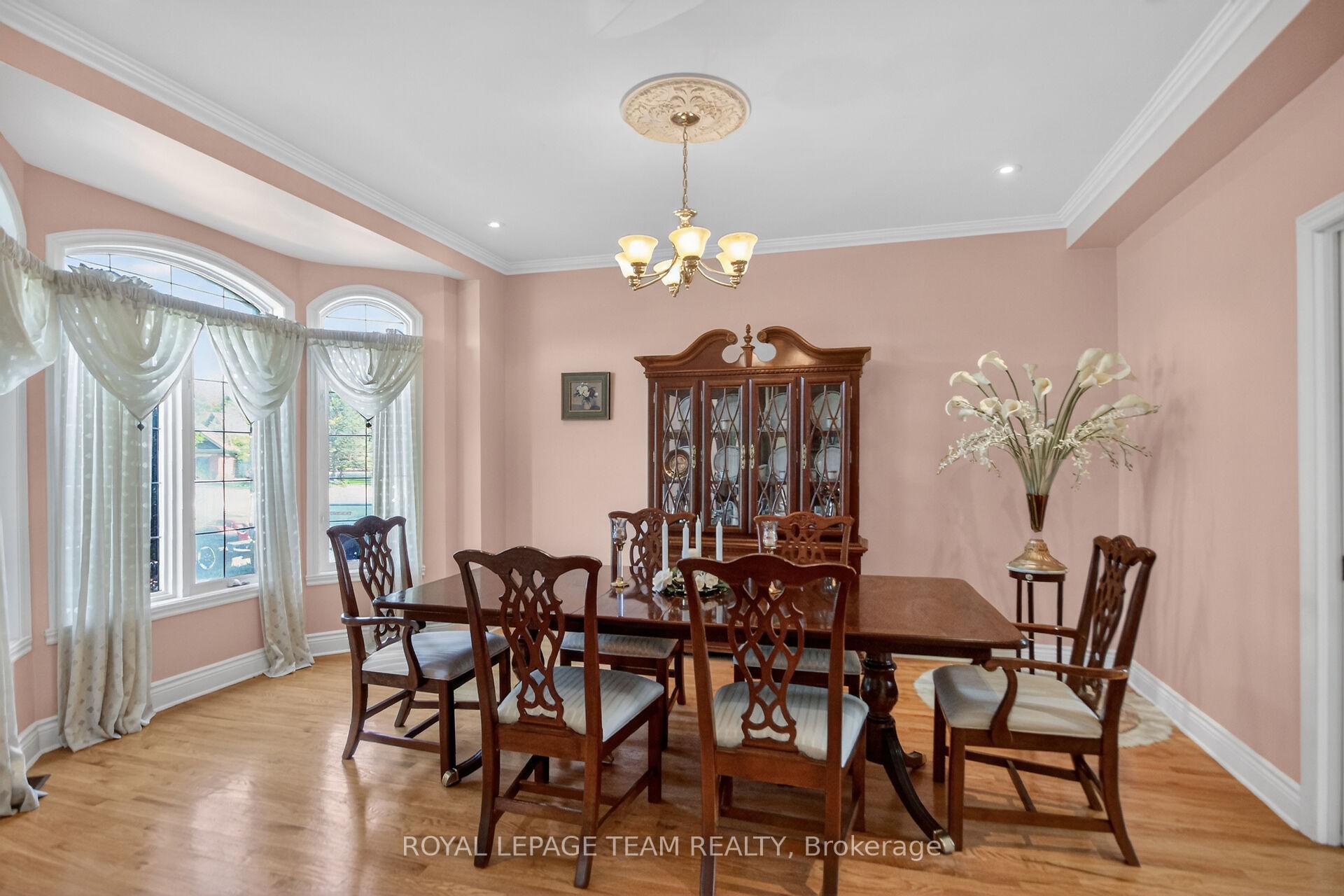 Photo 11 of 5472 Wicklow Drive, Ottawa, Manotick Village & Manotick Estates — HOMEH