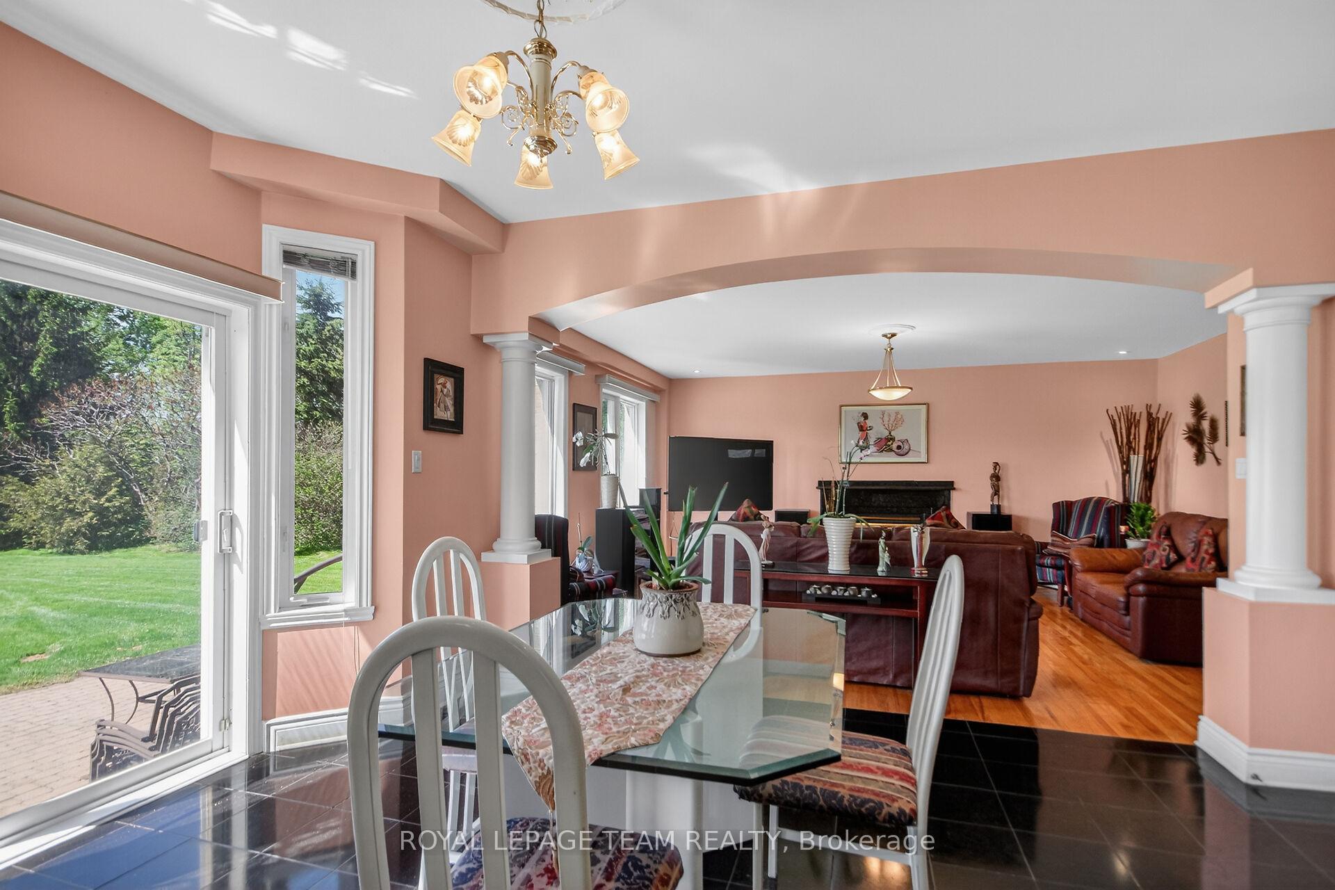 Photo 17 of 5472 Wicklow Drive, Ottawa, Manotick Village & Manotick Estates — HOMEH