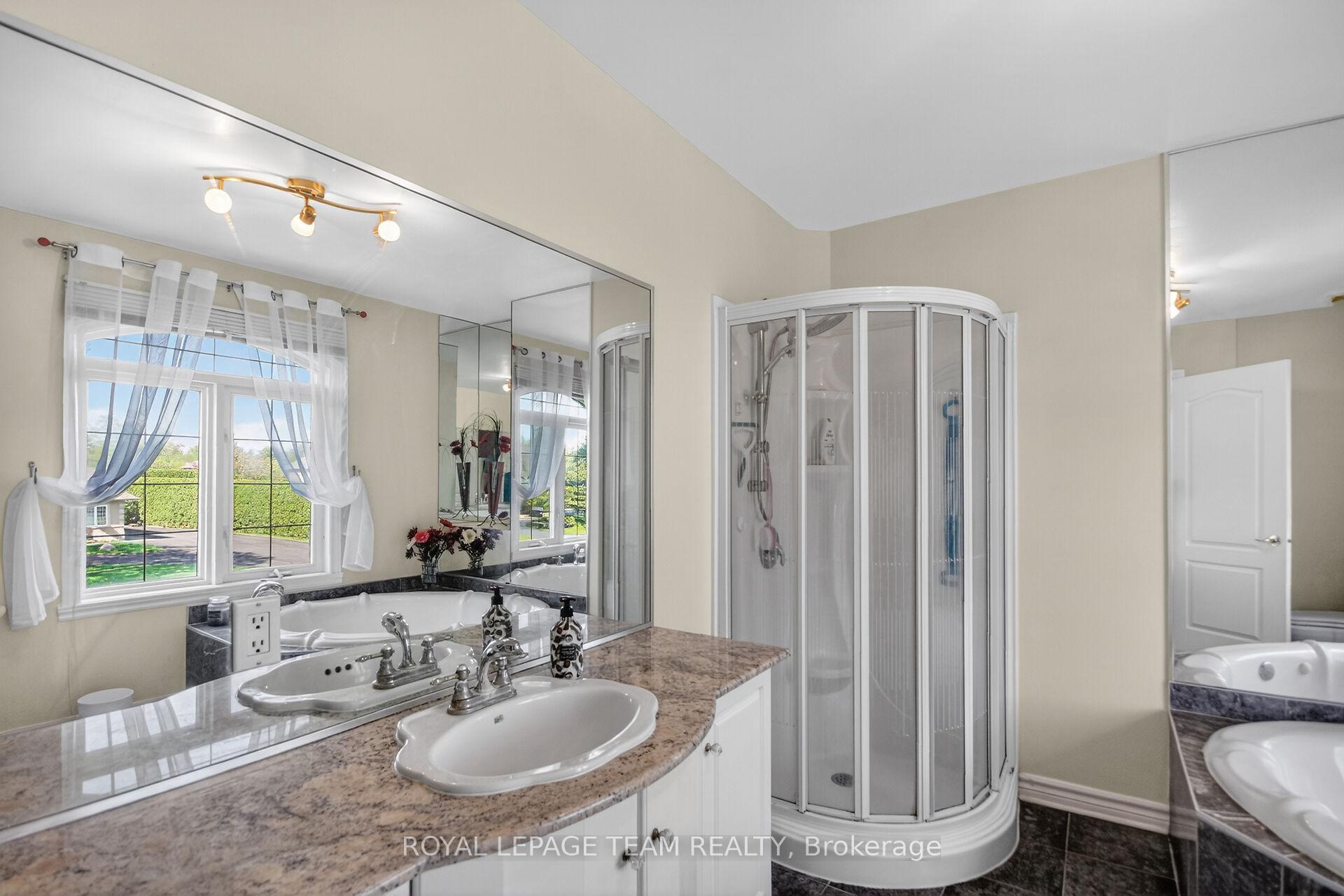 Photo 31 of 5472 Wicklow Drive, Ottawa, Manotick Village & Manotick Estates — HOMEH