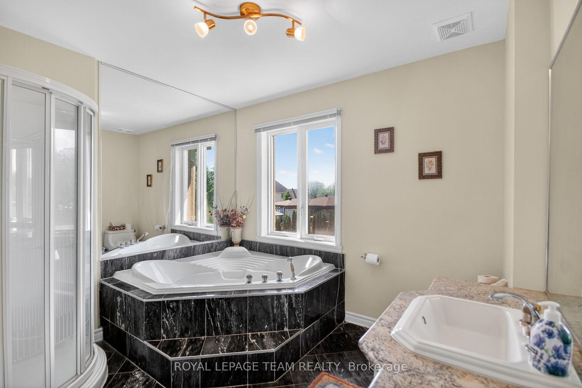 Photo 32 of 5472 Wicklow Drive, Ottawa, Manotick Village & Manotick Estates — HOMEH