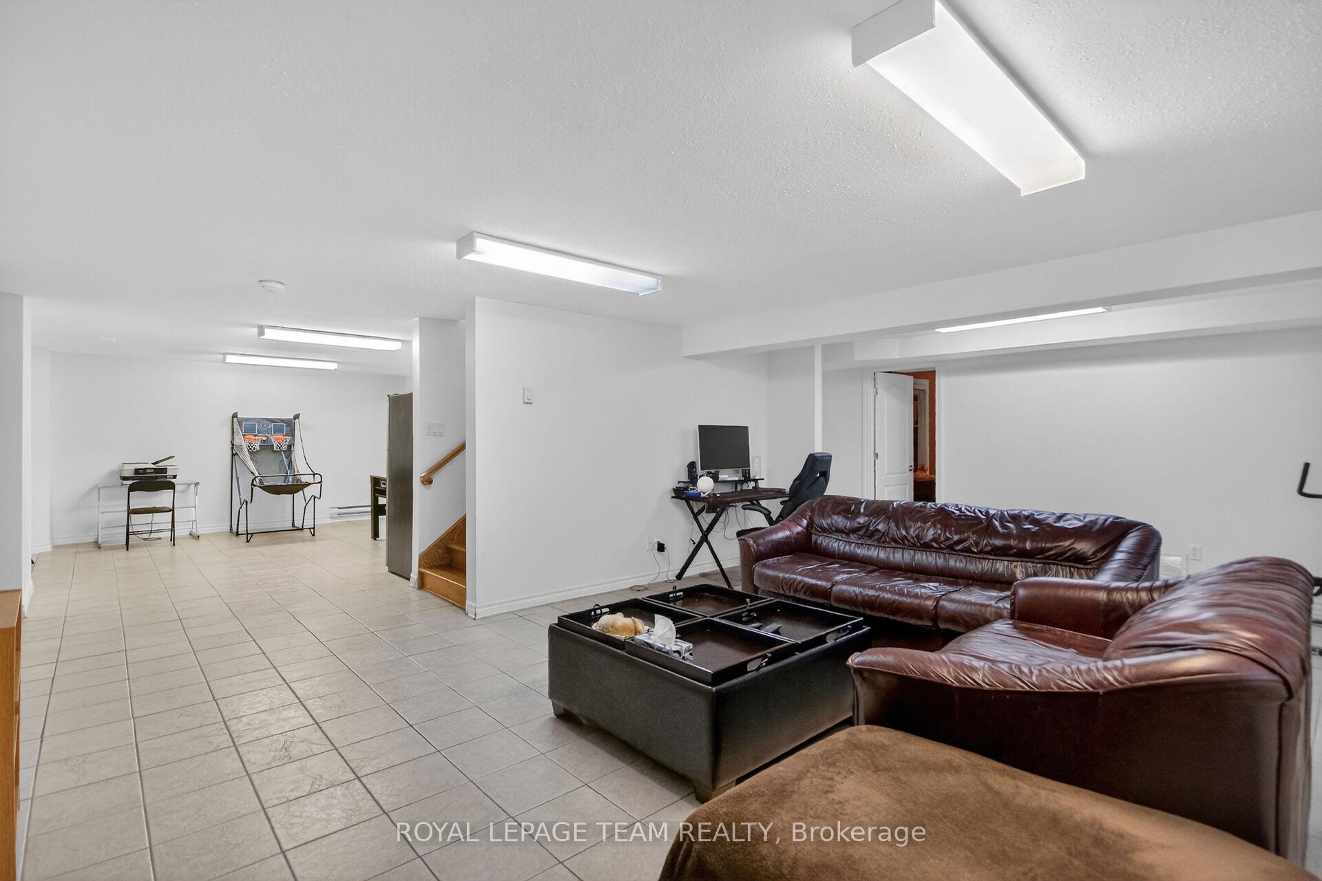 Photo 34 of 5472 Wicklow Drive, Ottawa, Manotick Village & Manotick Estates — HOMEH