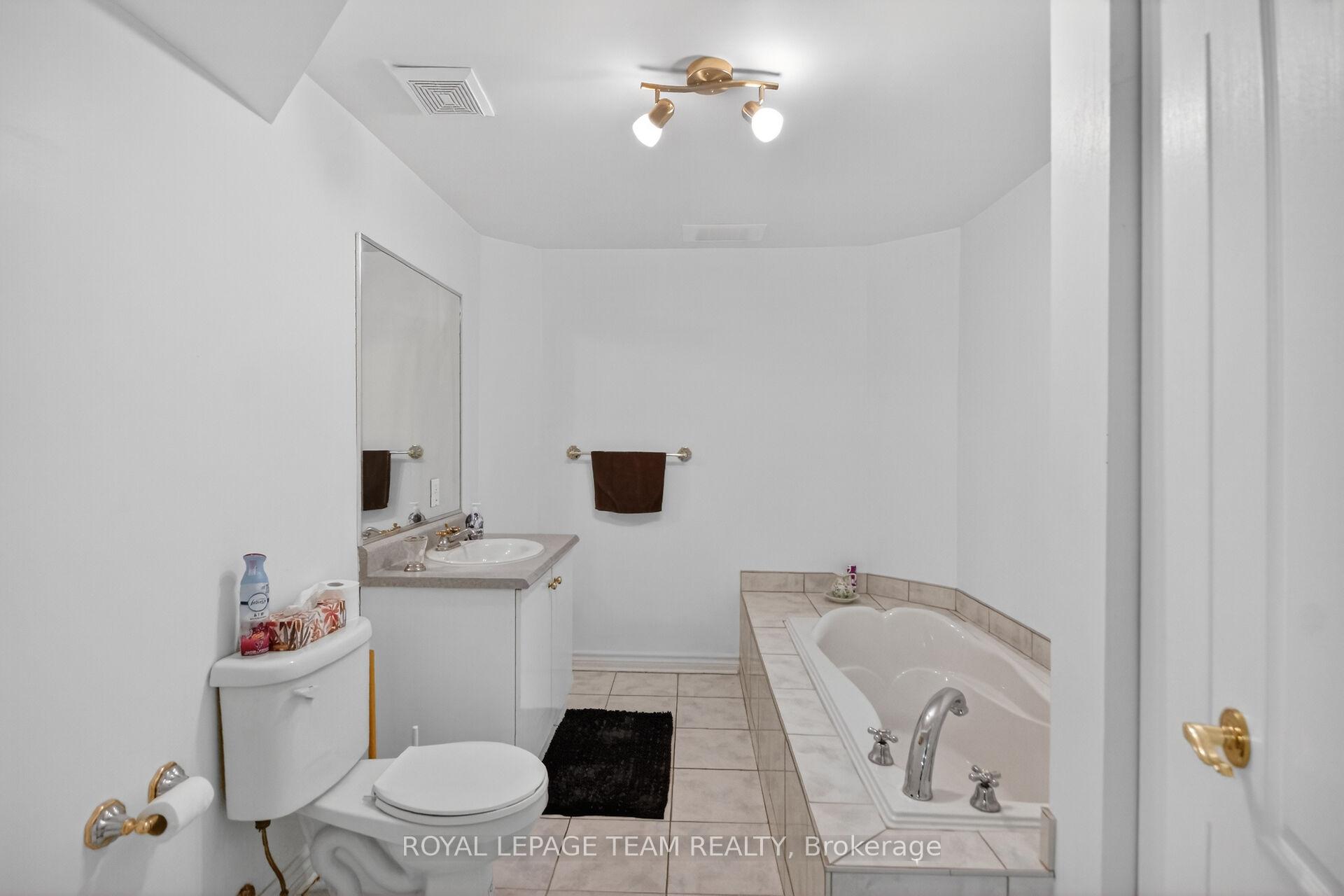 Photo 37 of 5472 Wicklow Drive, Ottawa, Manotick Village & Manotick Estates — HOMEH