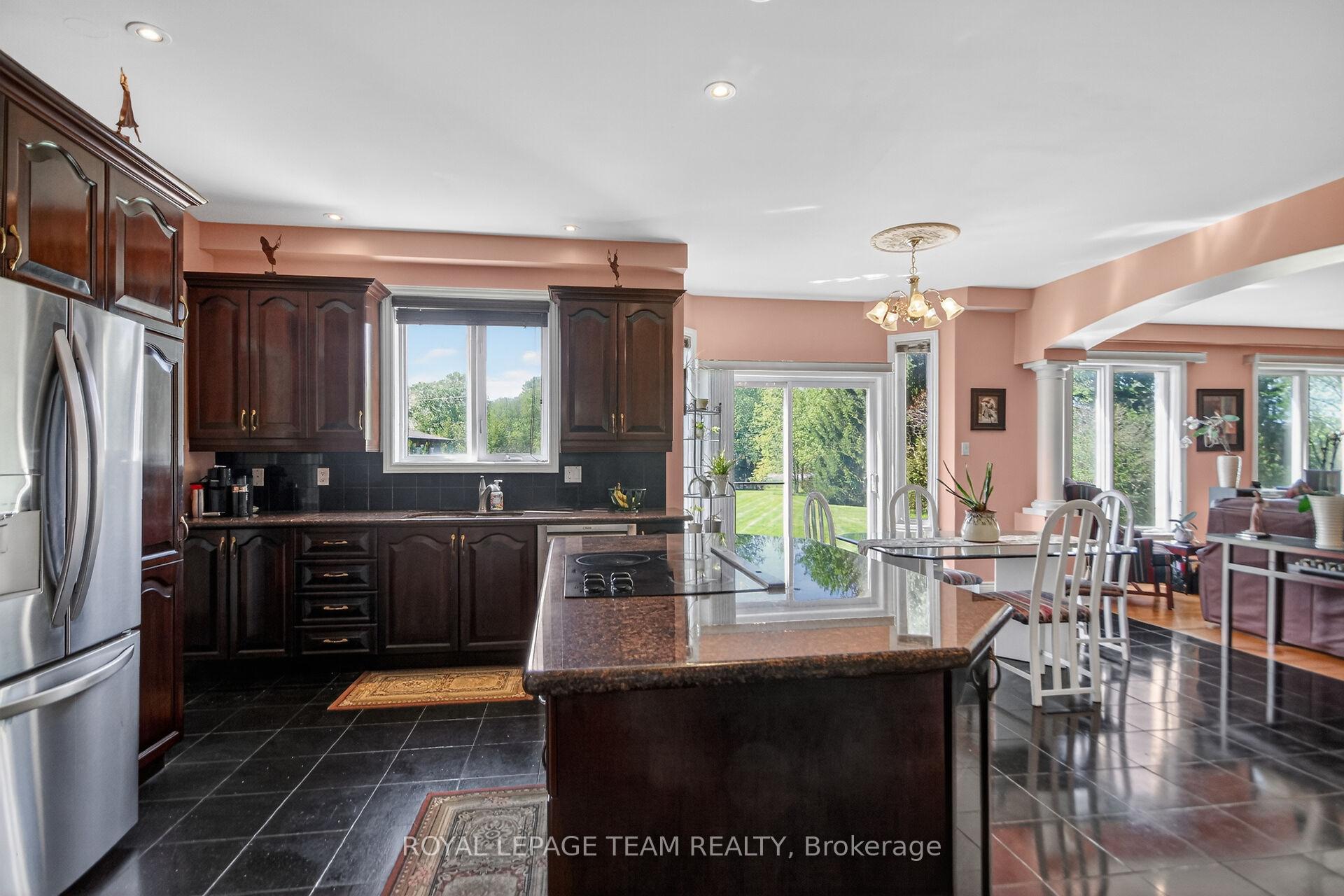 Photo 41 of 5472 Wicklow Drive, Ottawa, Manotick Village & Manotick Estates — HOMEH