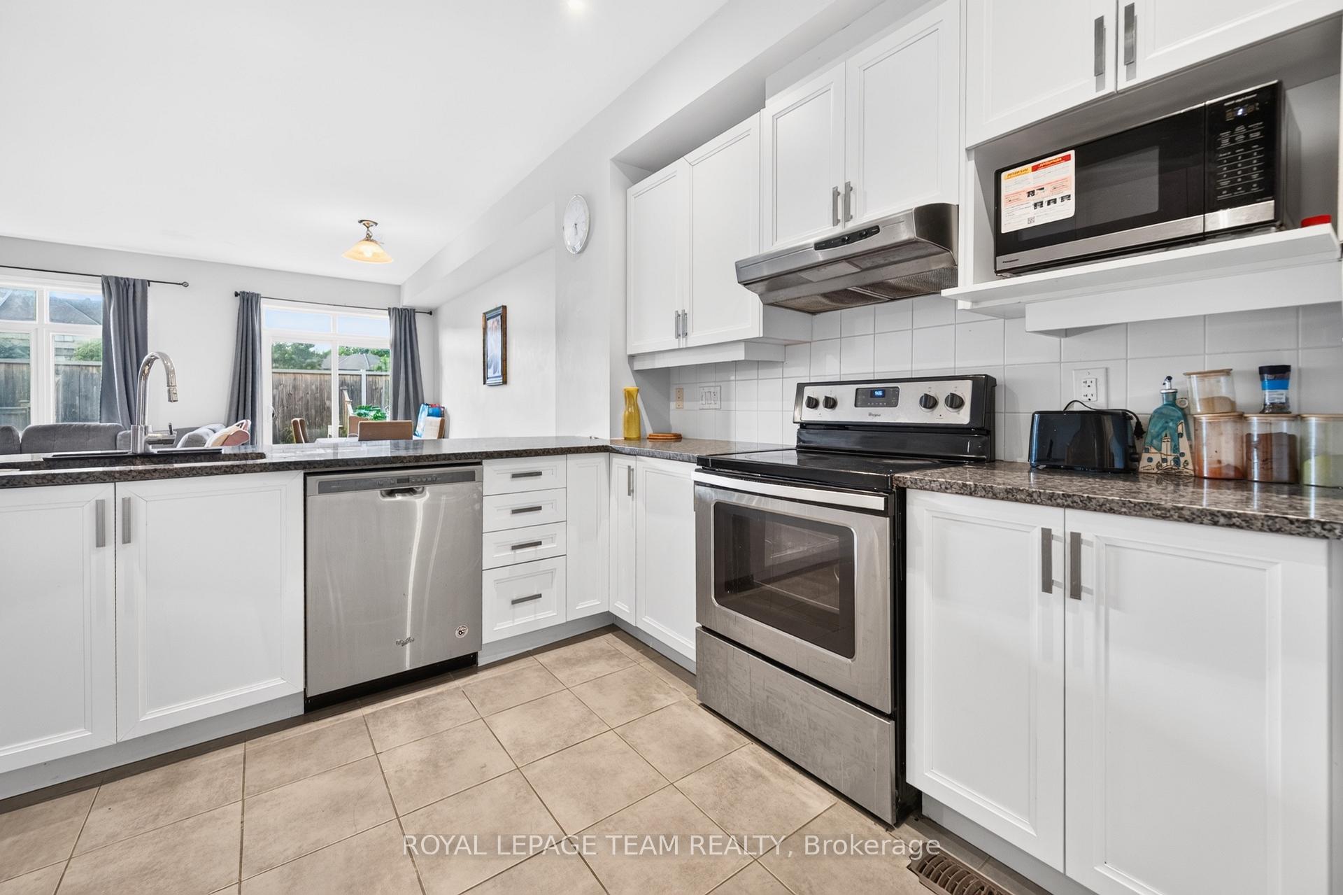Photo 4 of 132 Larimar Circle, Ottawa, Riverside South/Gloucester Glen — HOMEH