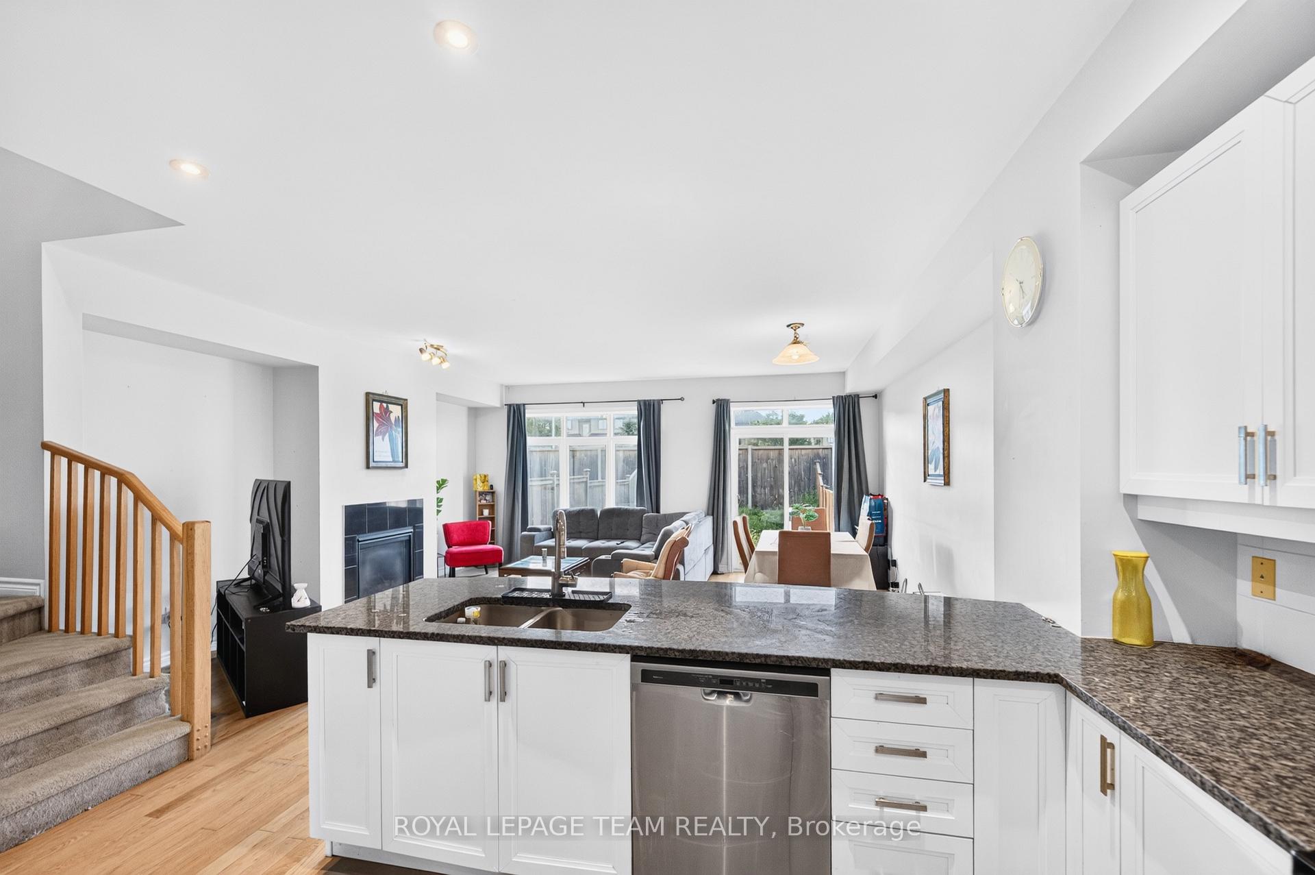 Photo 7 of 132 Larimar Circle, Ottawa, Riverside South/Gloucester Glen — HOMEH