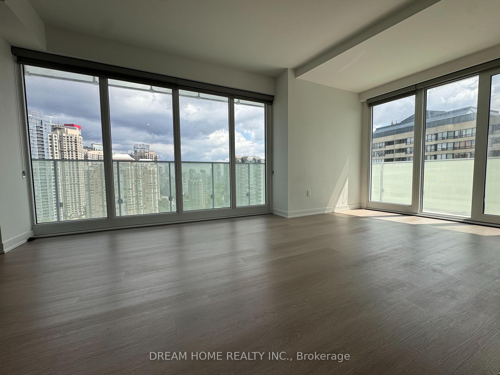 Photo 5 of Unit 1504, 3883 Quartz Road, Mississauga, City Centre — HOMEH