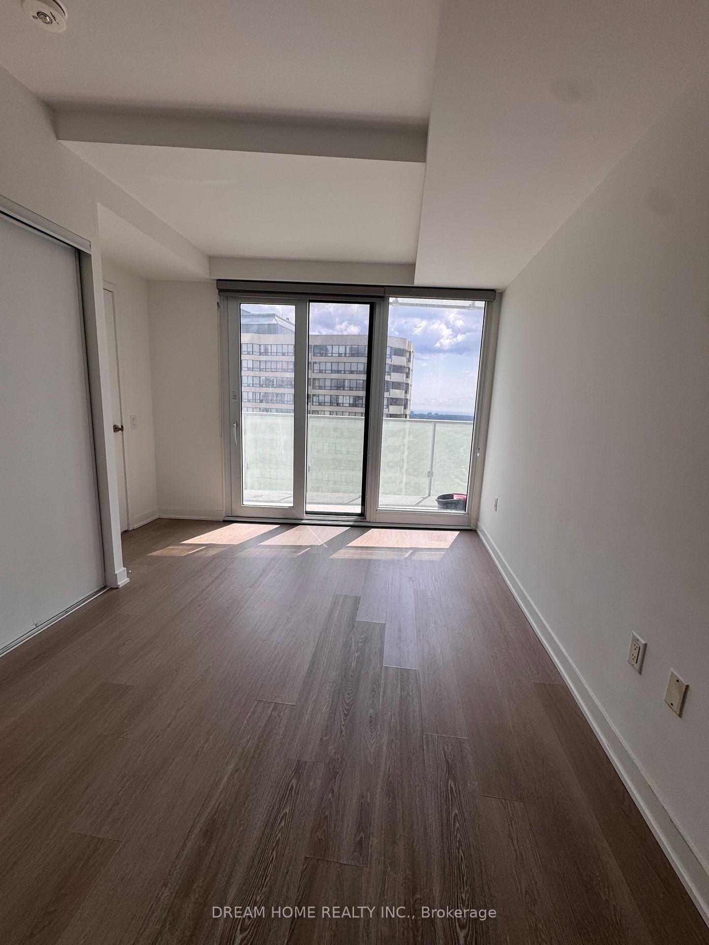 Photo 14 of Unit 1504, 3883 Quartz Road, Mississauga, City Centre — HOMEH