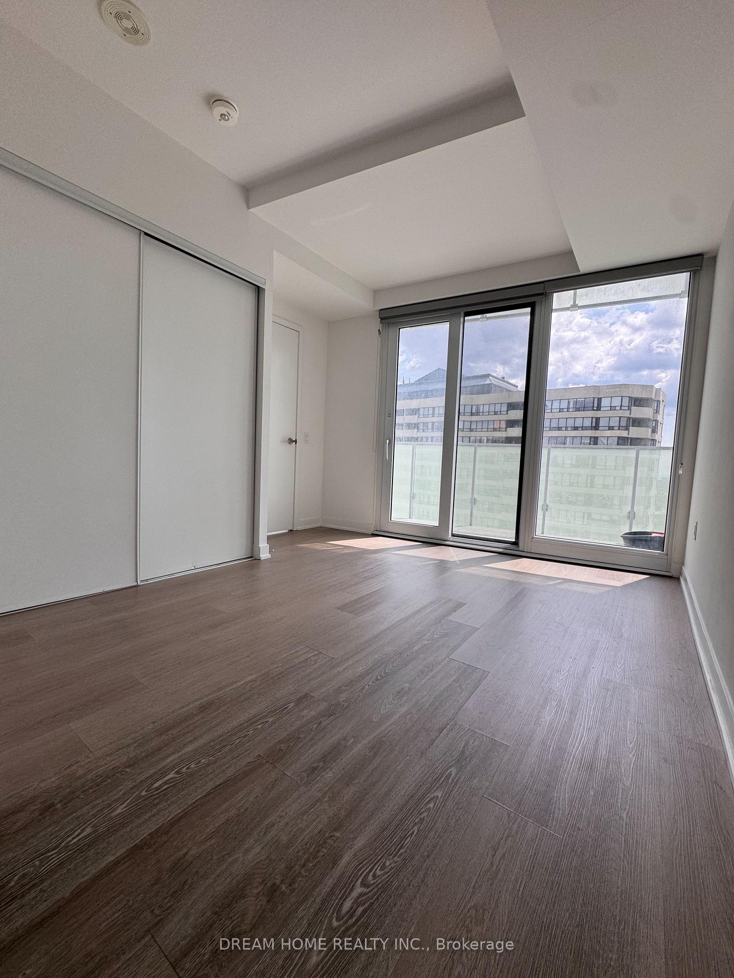 Photo 16 of Unit 1504, 3883 Quartz Road, Mississauga, City Centre — HOMEH
