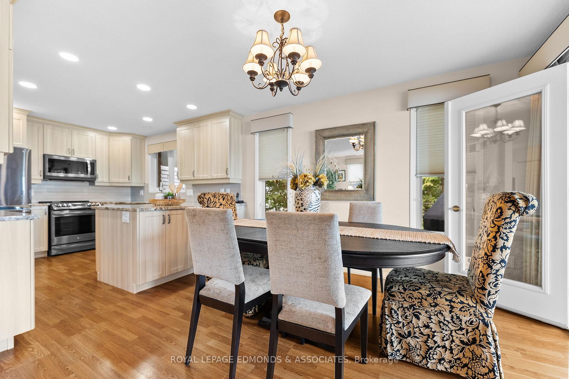 Photo 15 of 907 Cedar Lane, Pembroke, Pembroke — HOMEH