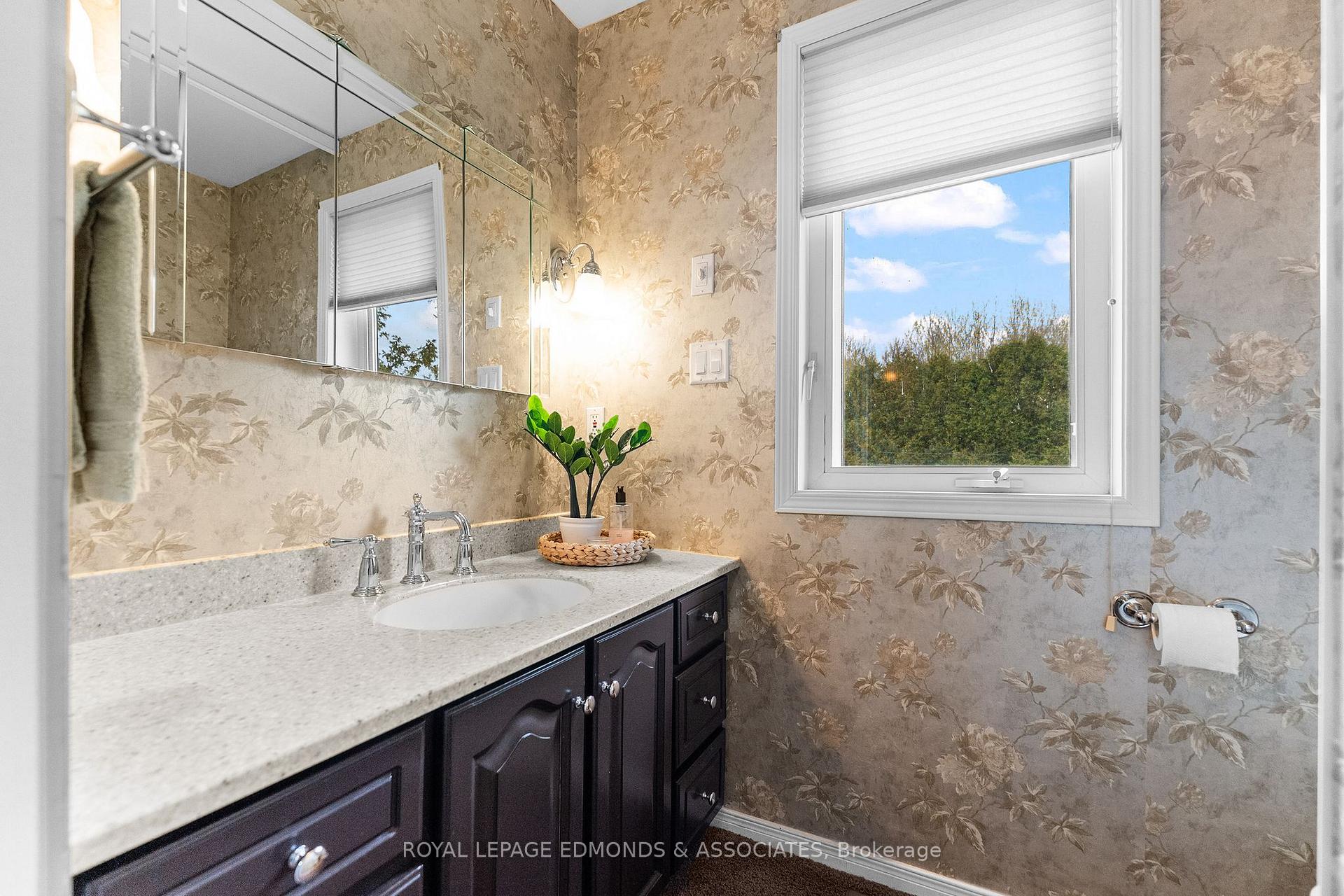 Photo 27 of 907 Cedar Lane, Pembroke, Pembroke — HOMEH