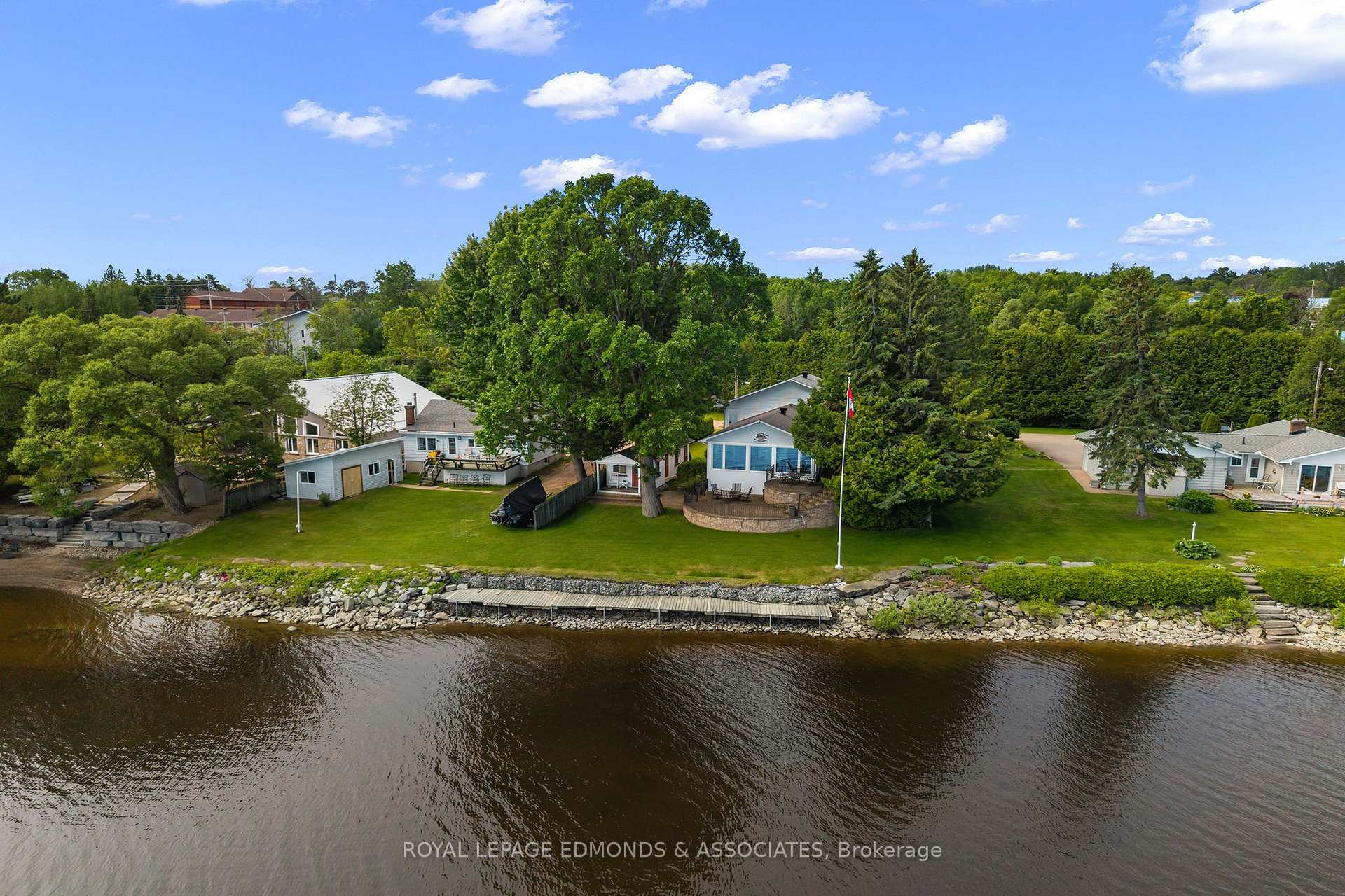 Photo 46 of 907 Cedar Lane, Pembroke, Pembroke — HOMEH