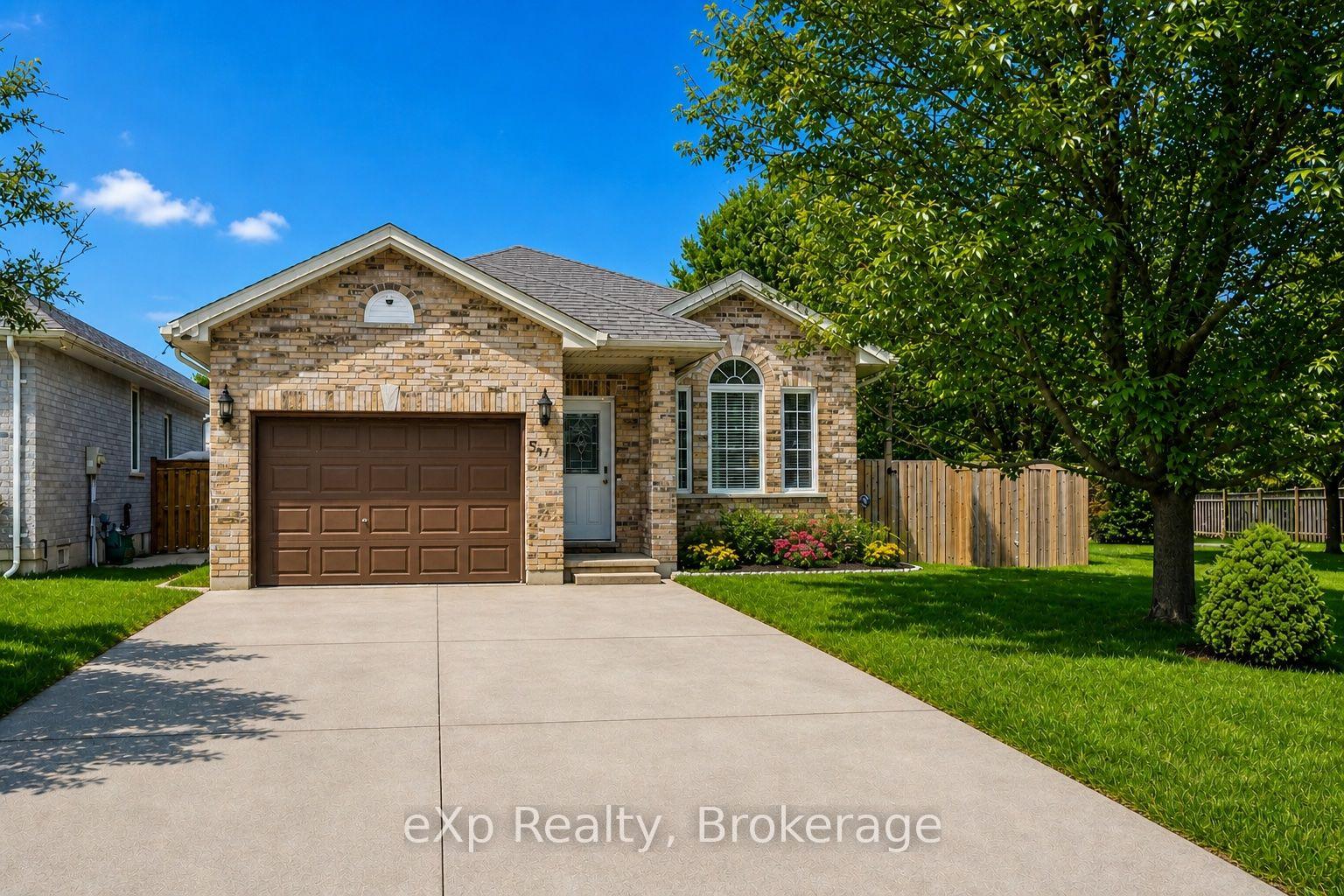 Photo 1 of 547 Forest Creek Place, London, East A — HOMEH
