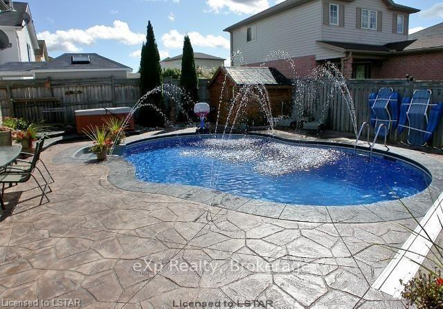 Photo 41 of 547 Forest Creek Place, London, East A — HOMEH