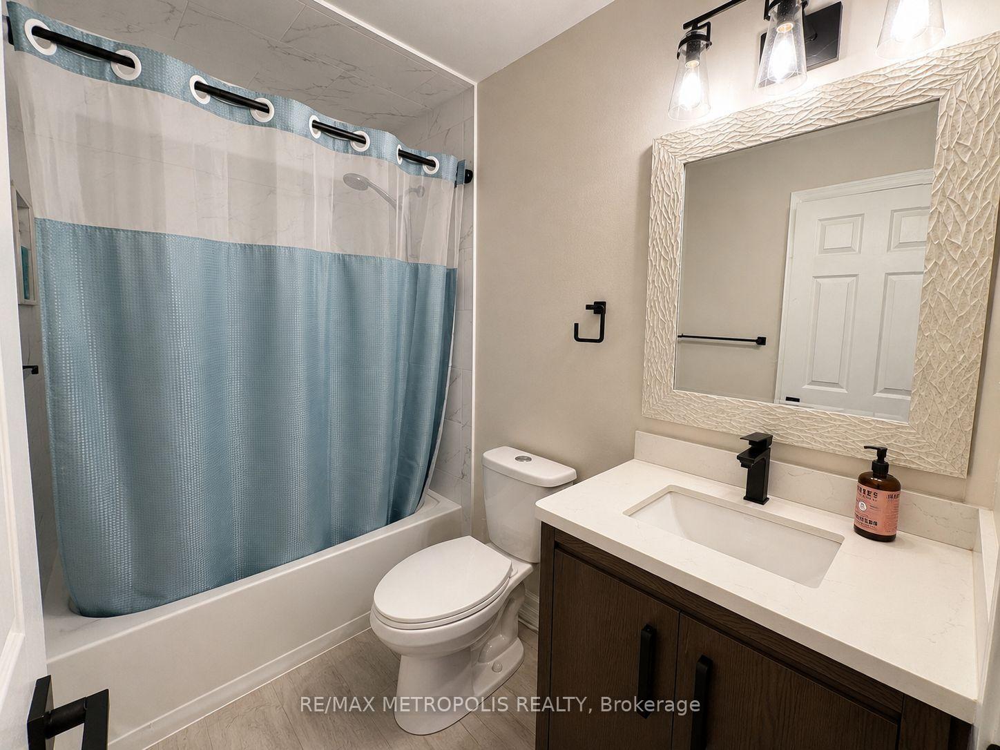 Photo 21 of 46 Whiterock Avenue, Hamilton, Villages of Glancaster — HOMEH