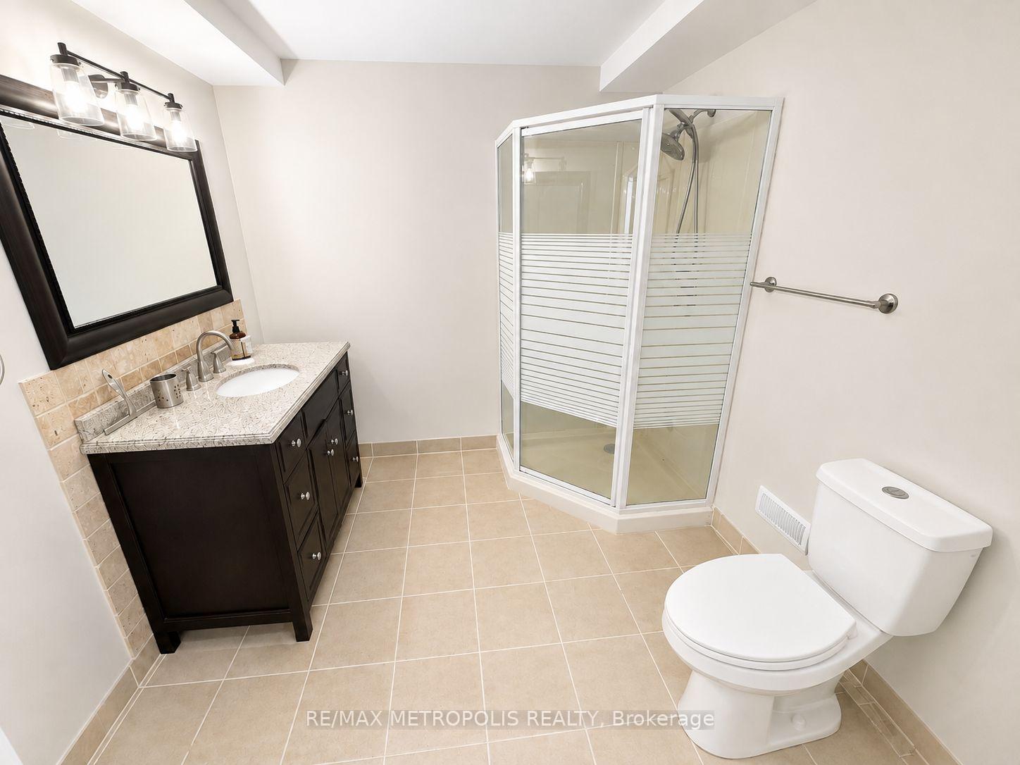 Photo 28 of 46 Whiterock Avenue, Hamilton, Villages of Glancaster — HOMEH