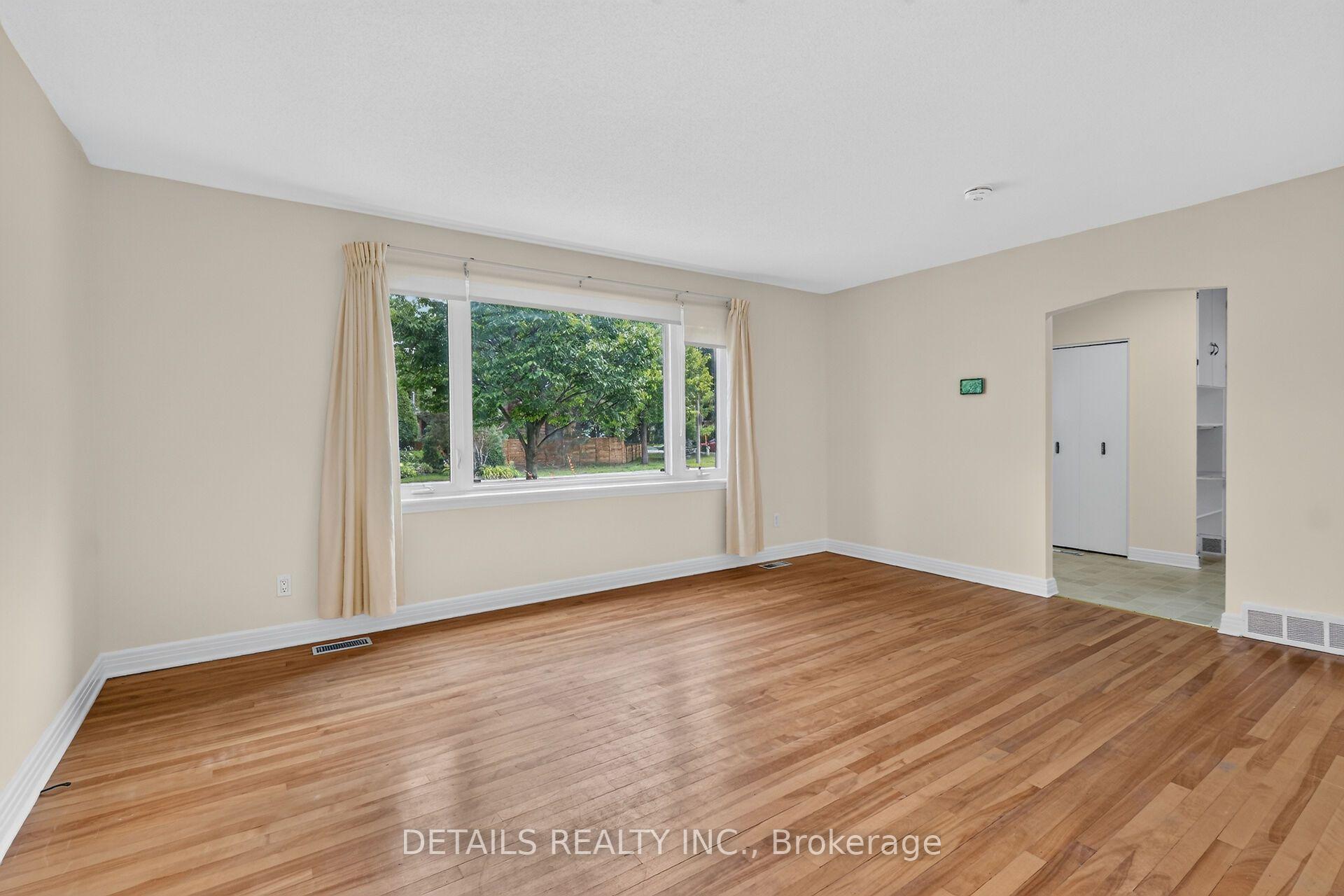 Photo 11 of 1840 Haig Drive, Ottawa, Elmvale Acres — HOMEH