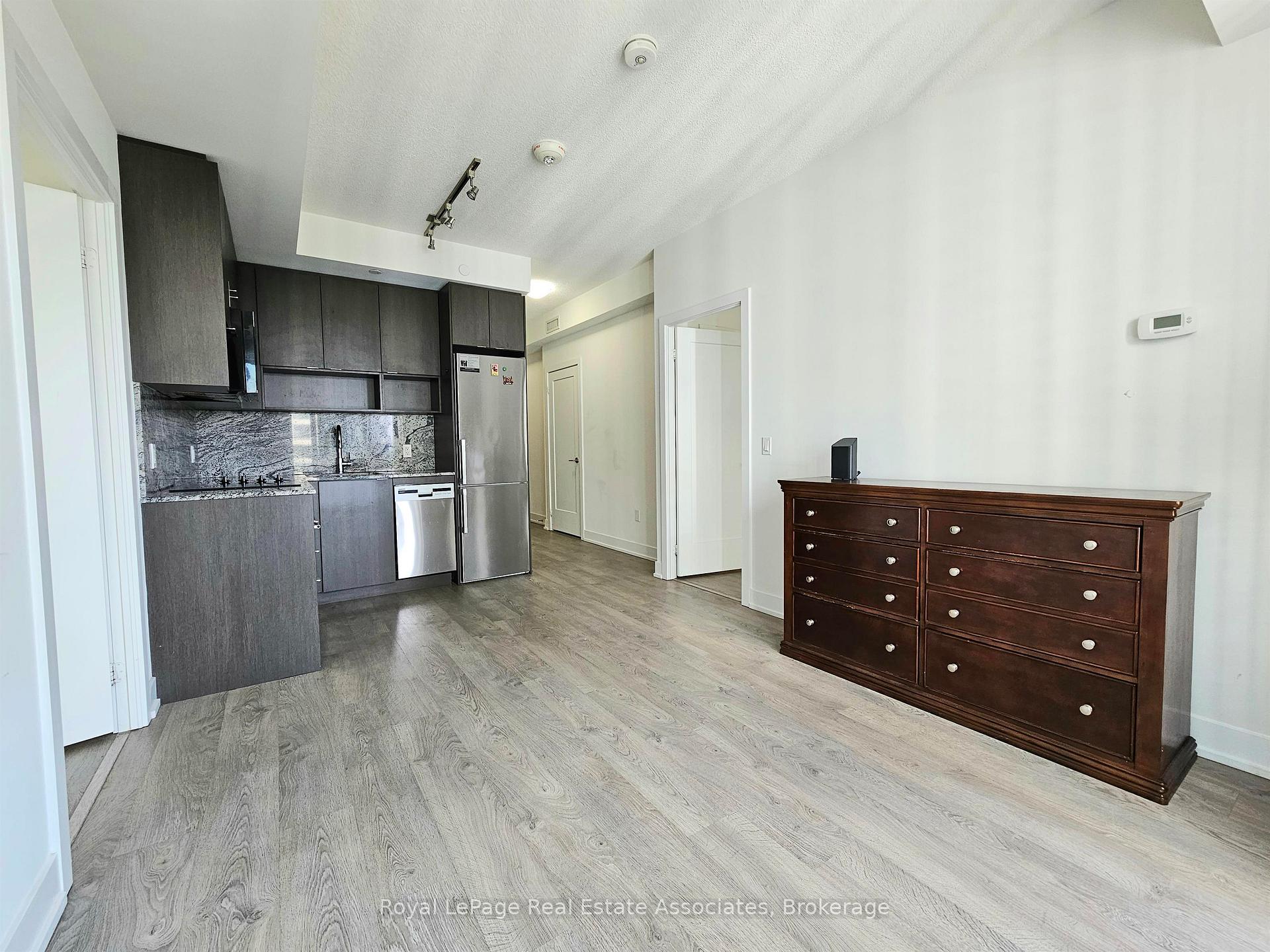 Photo 3 of Unit 3019, 9 Mabelle Avenue, Etobicoke, Islington-City Centre West — HOMEH