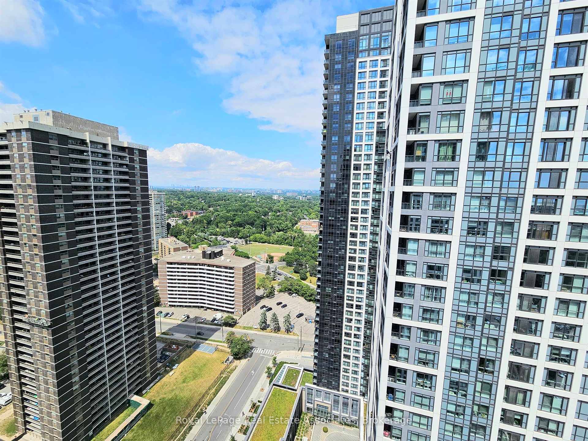 Photo 11 of Unit 3019, 9 Mabelle Avenue, Etobicoke, Islington-City Centre West — HOMEH