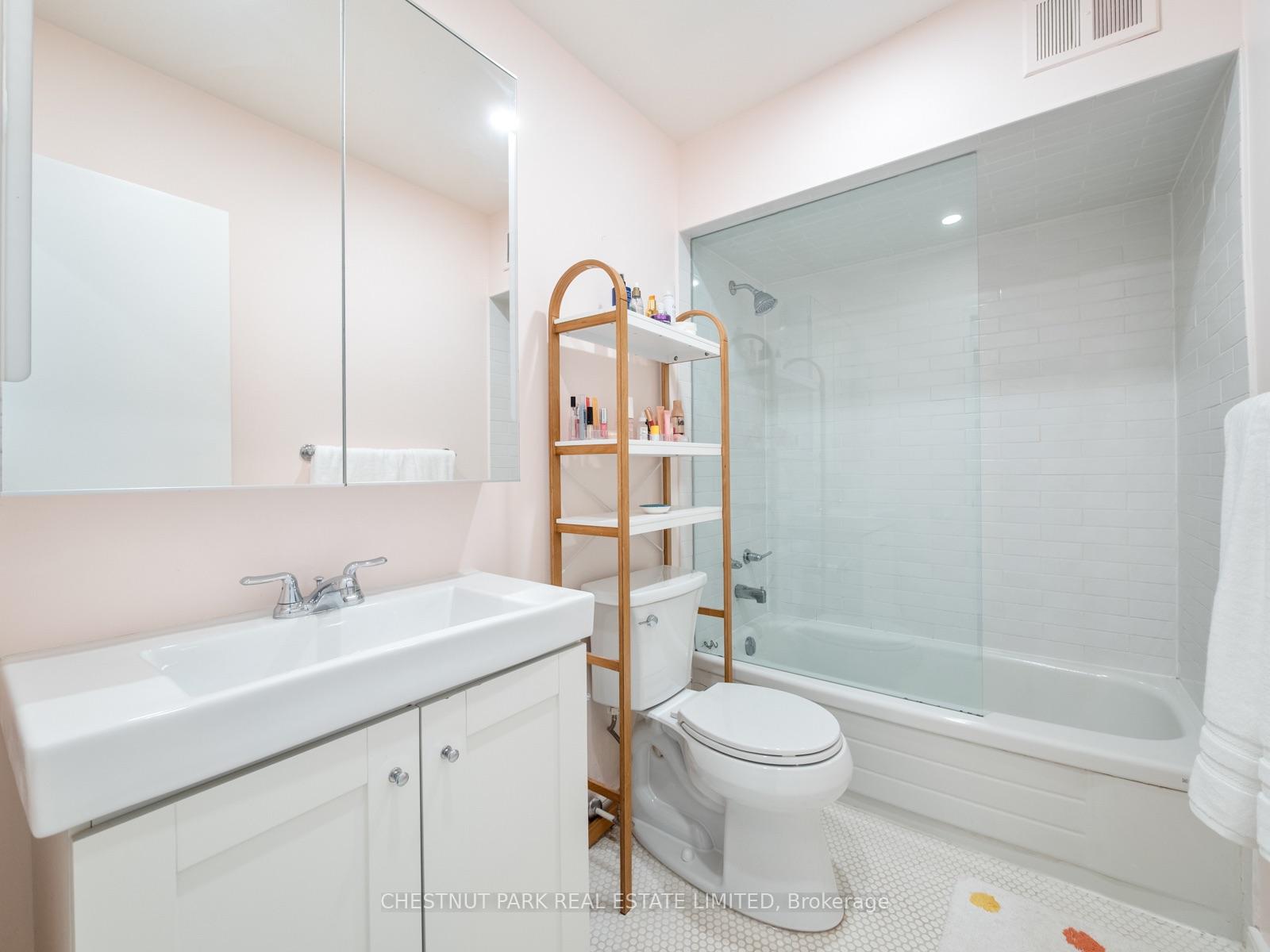 Photo 23 of 113 Cottingham Street, Toronto, Yonge-St. Clair — HOMEH