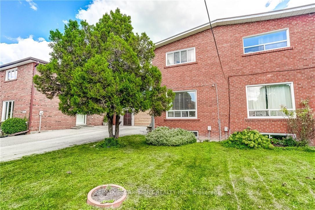 Photo 6 of 2488 Brookhurst Road, Mississauga, Clarkson — HOMEH