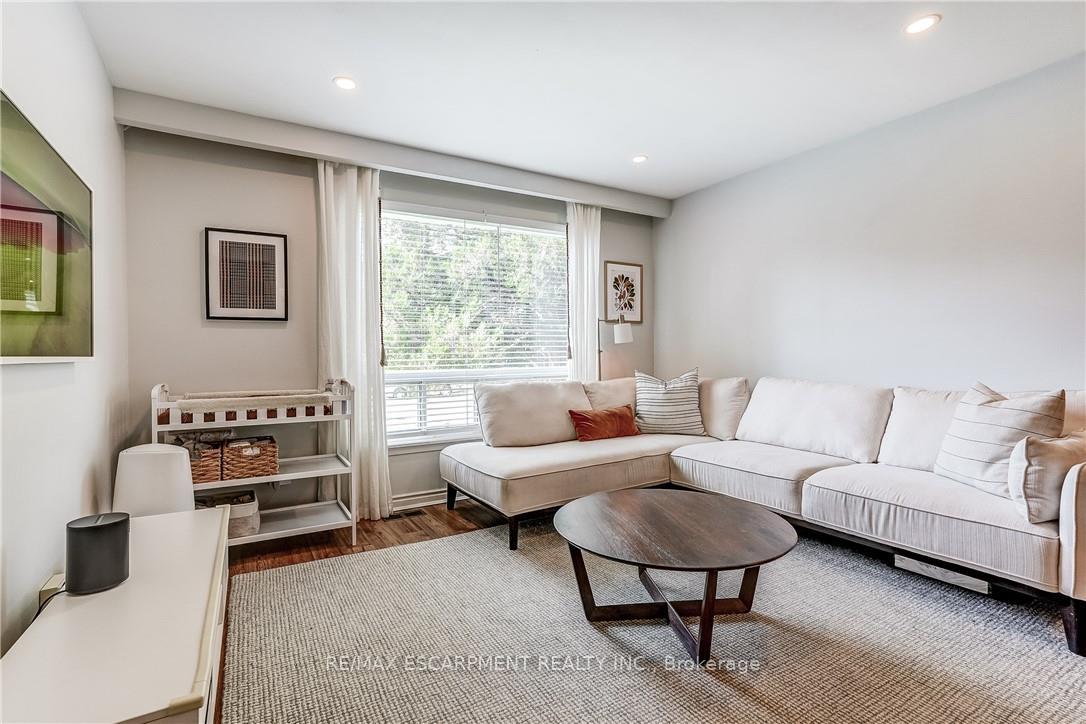 Photo 21 of 2488 Brookhurst Road, Mississauga, Clarkson — HOMEH