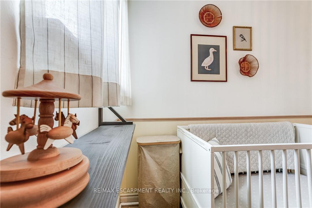 Photo 66 of 2488 Brookhurst Road, Mississauga, Clarkson — HOMEH