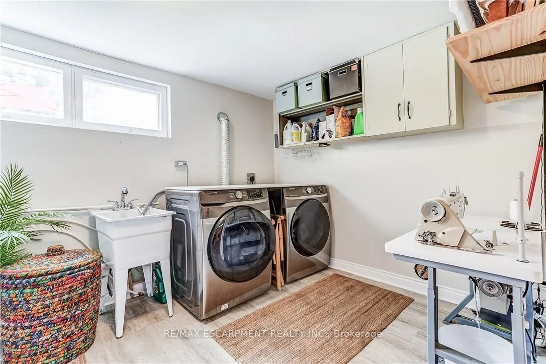 Photo 25 of 2488 Brookhurst Road, Mississauga, Clarkson — HOMEH