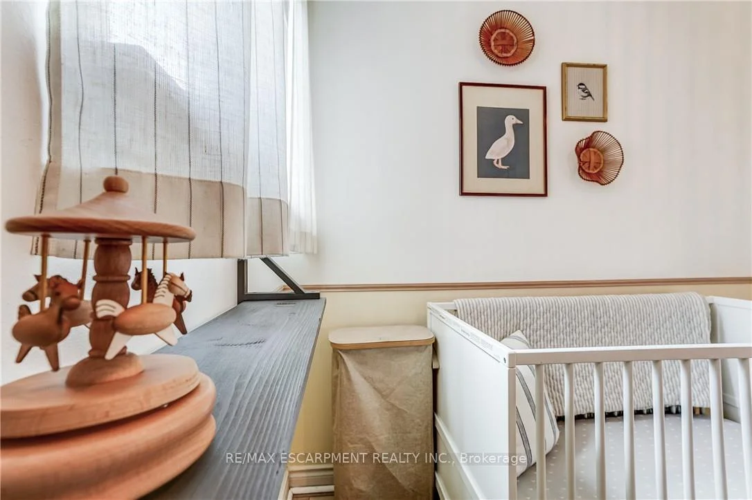 Photo 79 of 2488 Brookhurst Road, Mississauga, Clarkson — HOMEH