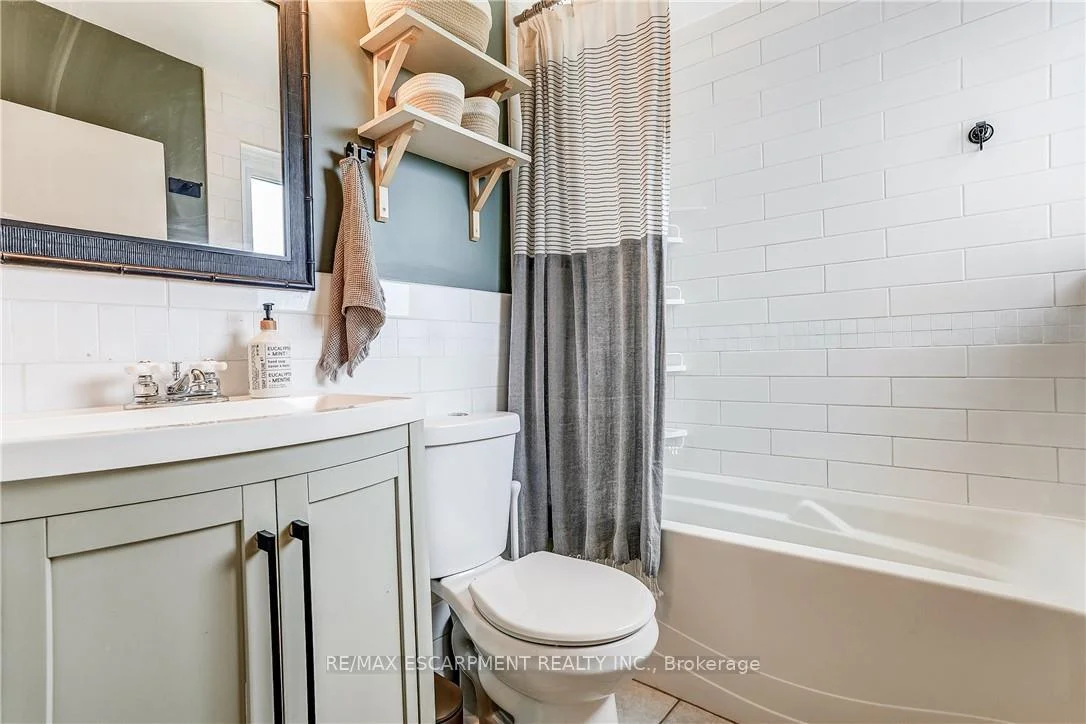 Photo 85 of 2488 Brookhurst Road, Mississauga, Clarkson — HOMEH