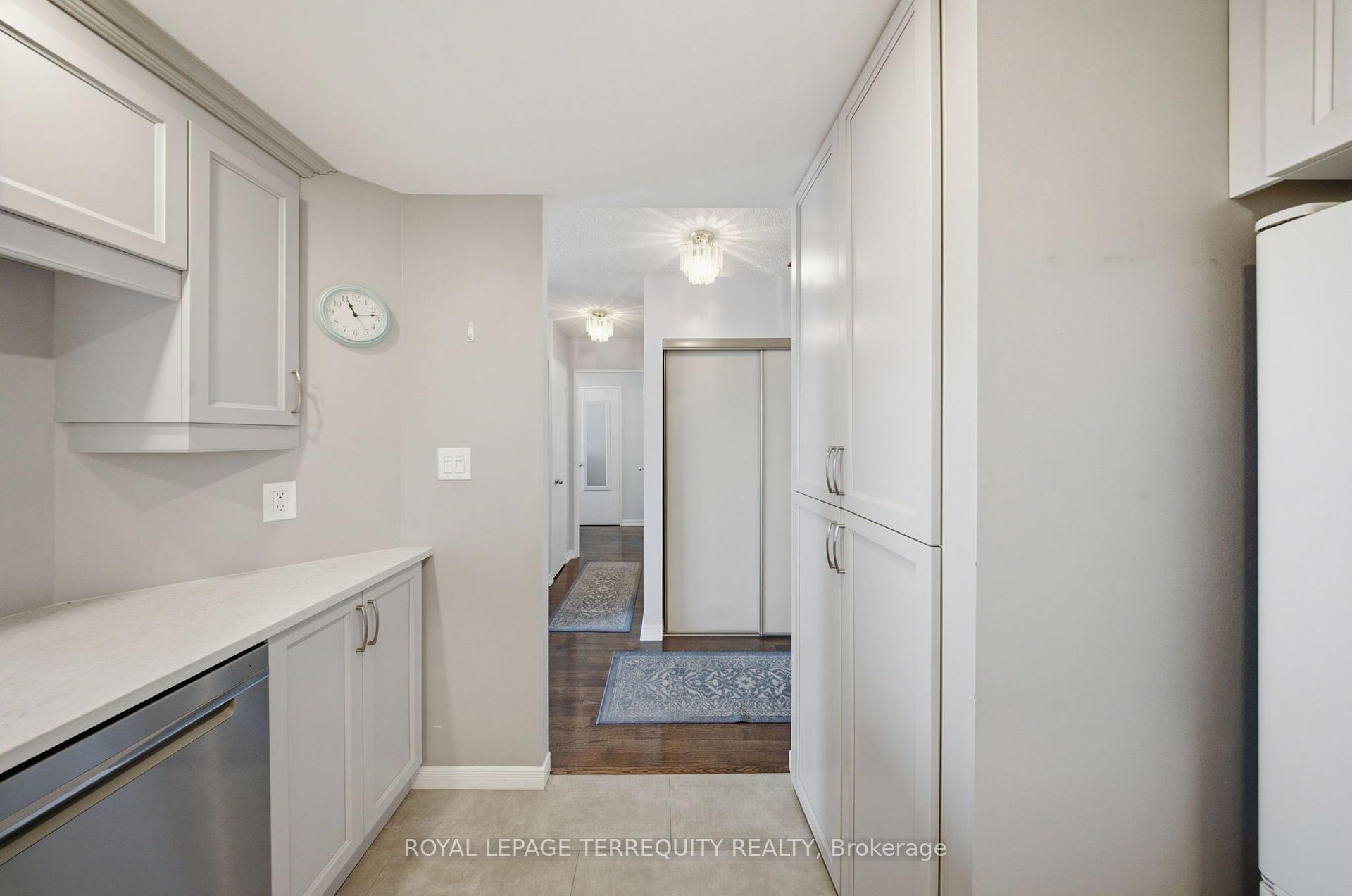 Photo 8 of Unit 606, 711 Rossland Road E, Whitby, Pringle Creek — HOMEH