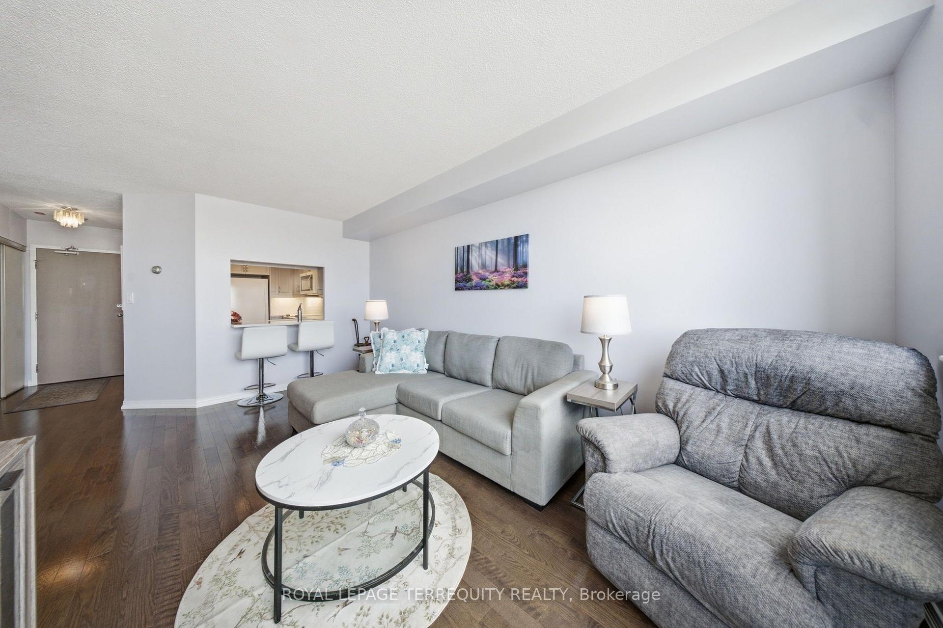Photo 10 of Unit 606, 711 Rossland Road E, Whitby, Pringle Creek — HOMEH