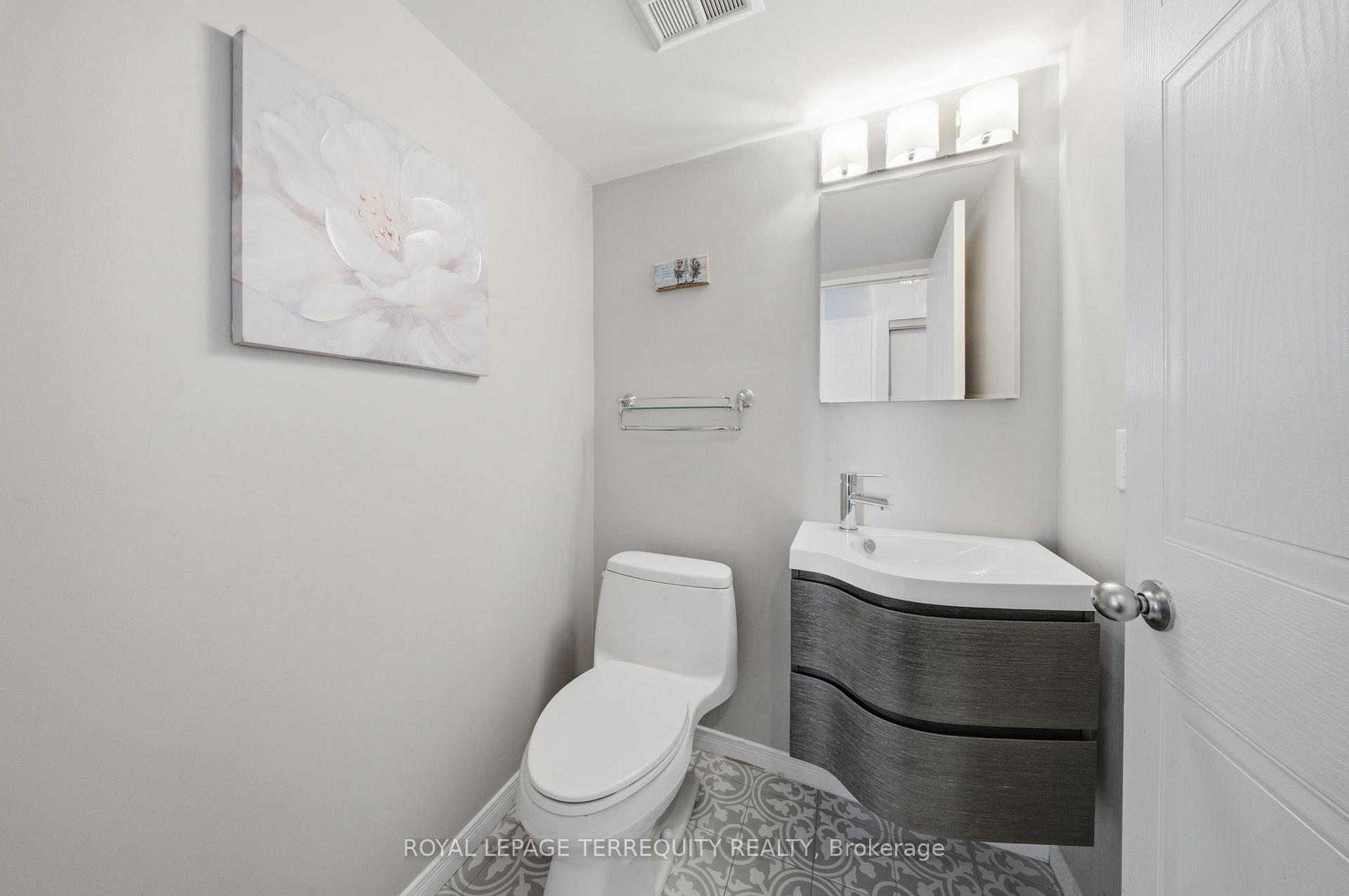 Photo 18 of Unit 606, 711 Rossland Road E, Whitby, Pringle Creek — HOMEH