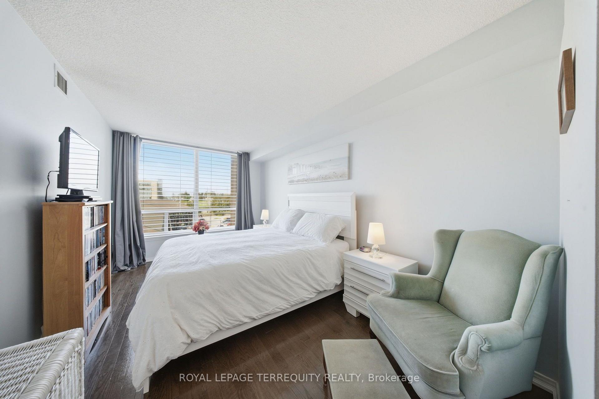 Photo 19 of Unit 606, 711 Rossland Road E, Whitby, Pringle Creek — HOMEH