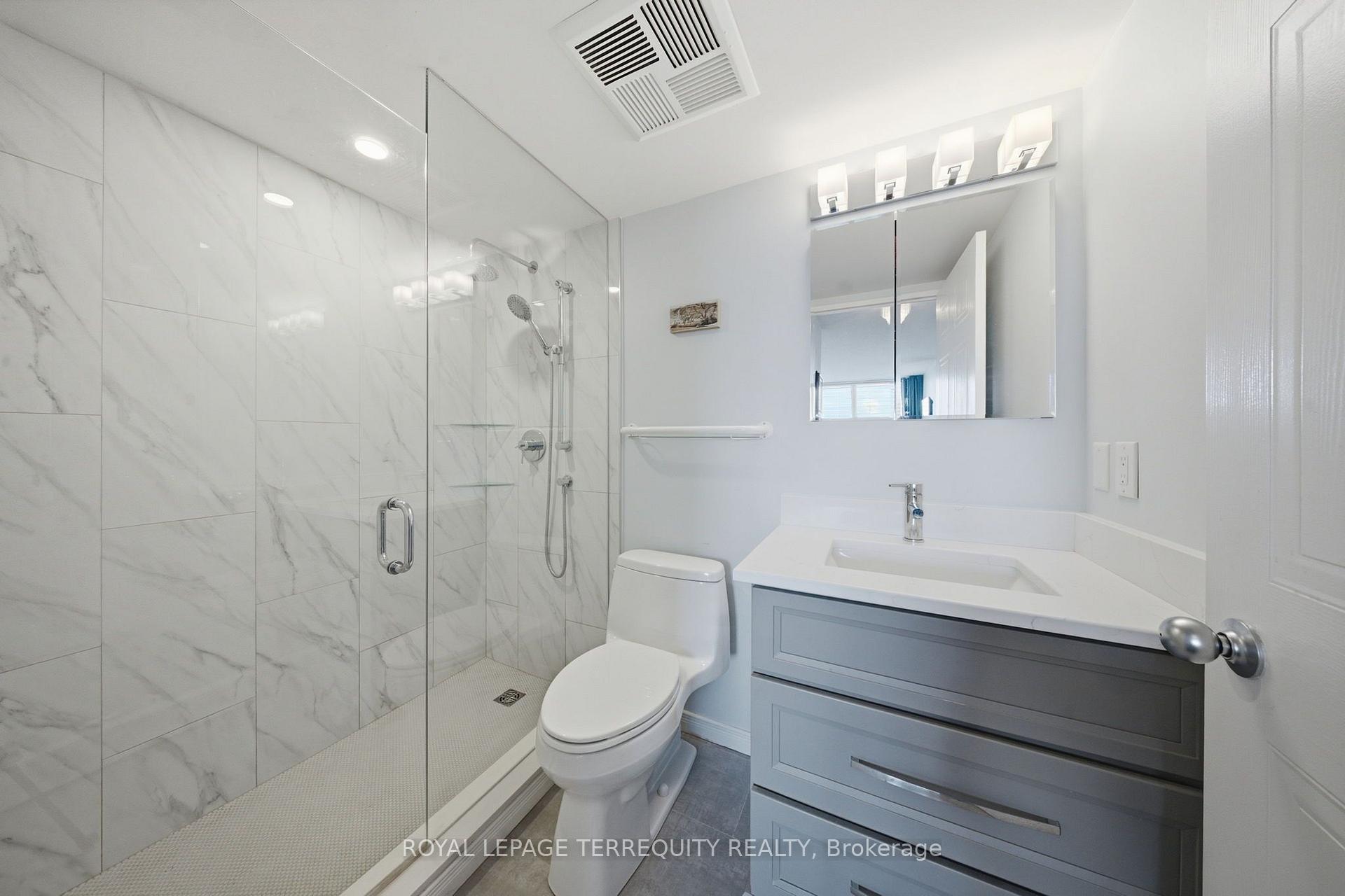 Photo 21 of Unit 606, 711 Rossland Road E, Whitby, Pringle Creek — HOMEH