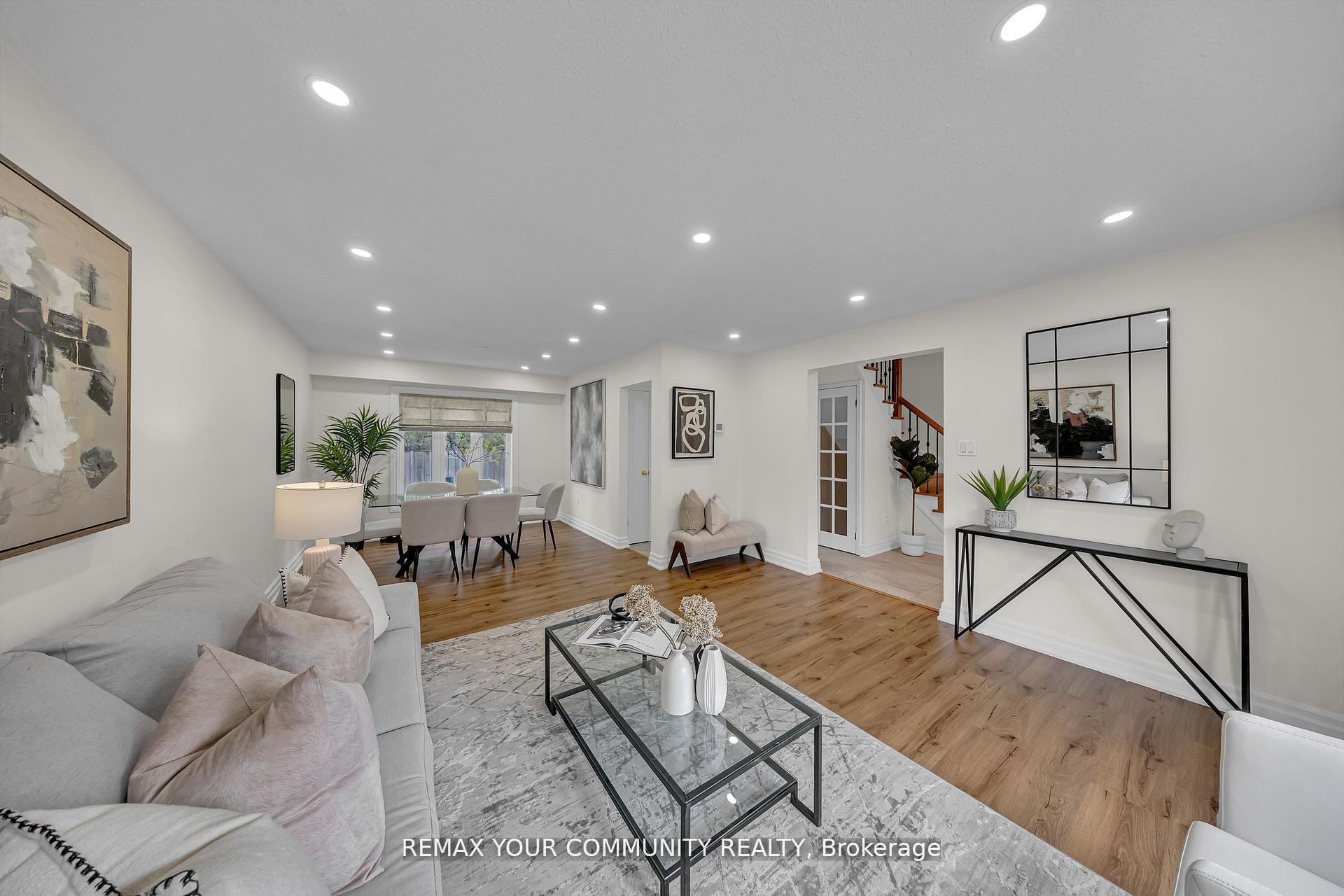 Photo 7 of 22 Madelaine Crescent, Brampton, Central Park — HOMEH
