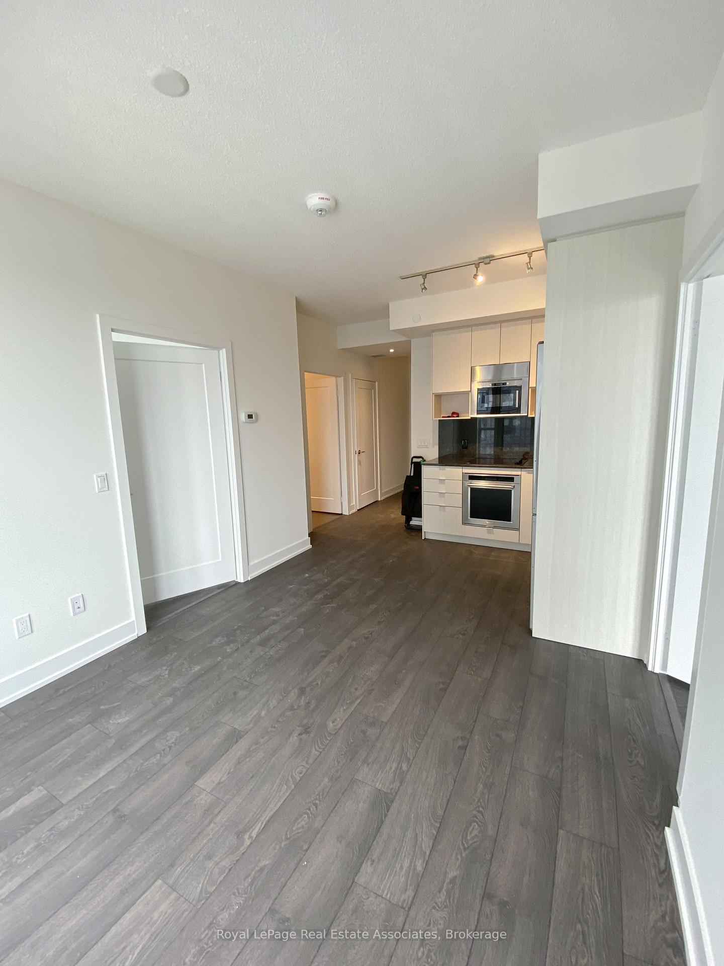 Photo 5 of Unit 3101, 7 Mabelle Avenue, Etobicoke, Islington-City Centre West — HOMEH
