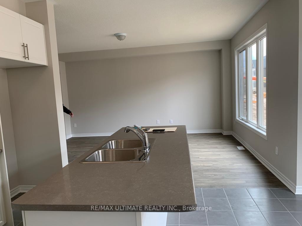 Photo 10 of 65 Tracey Lane, Collingwood — HOMEH
