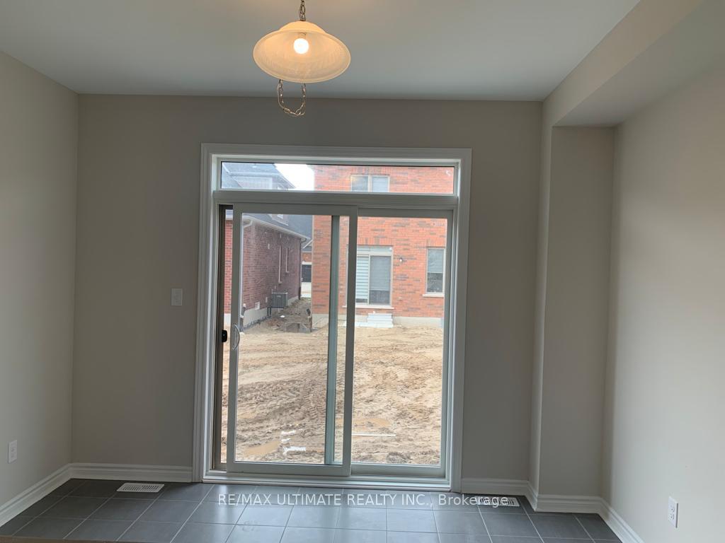 Photo 16 of 65 Tracey Lane, Collingwood — HOMEH