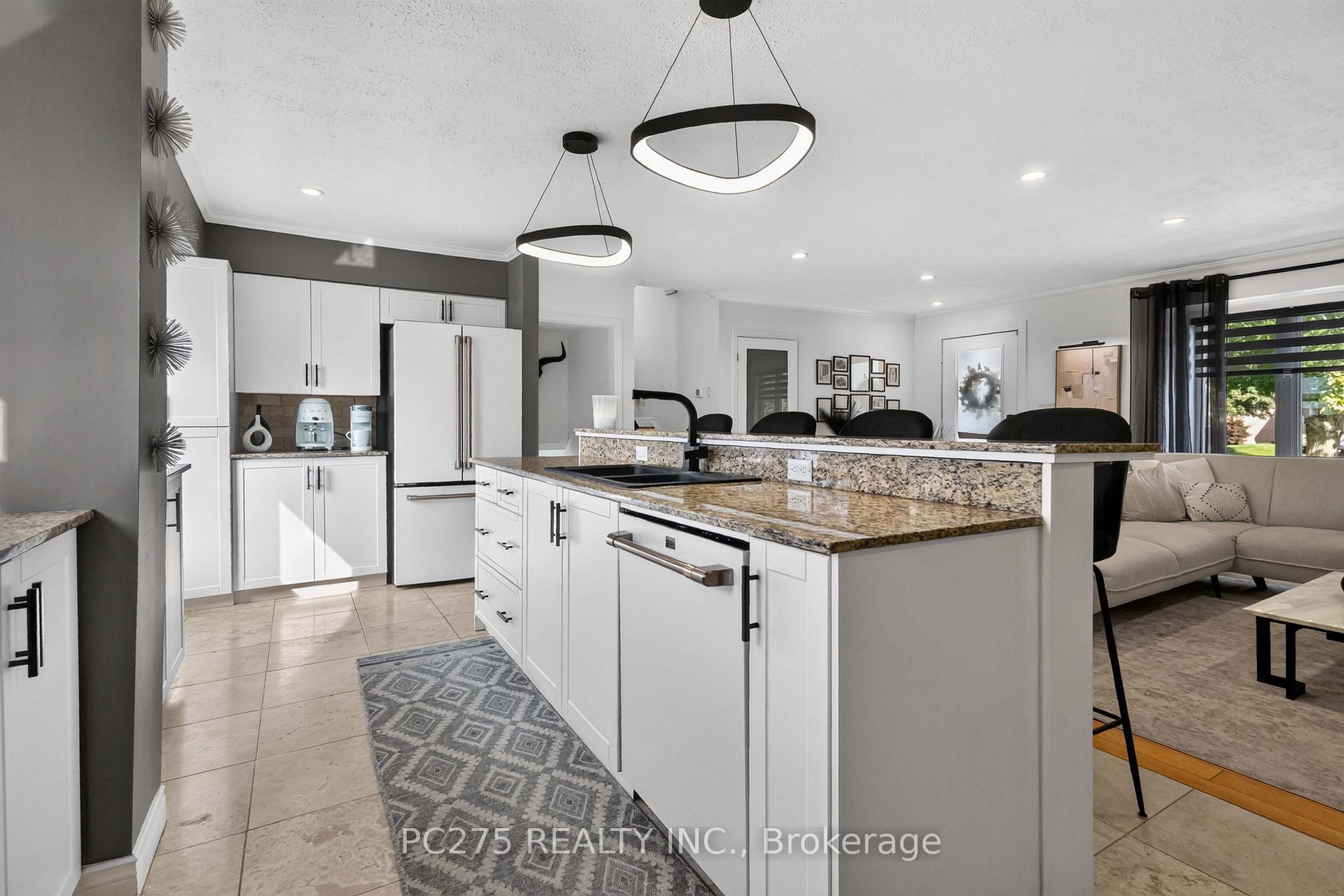 Photo 20 of 5 Field Road, London, South V — HOMEH