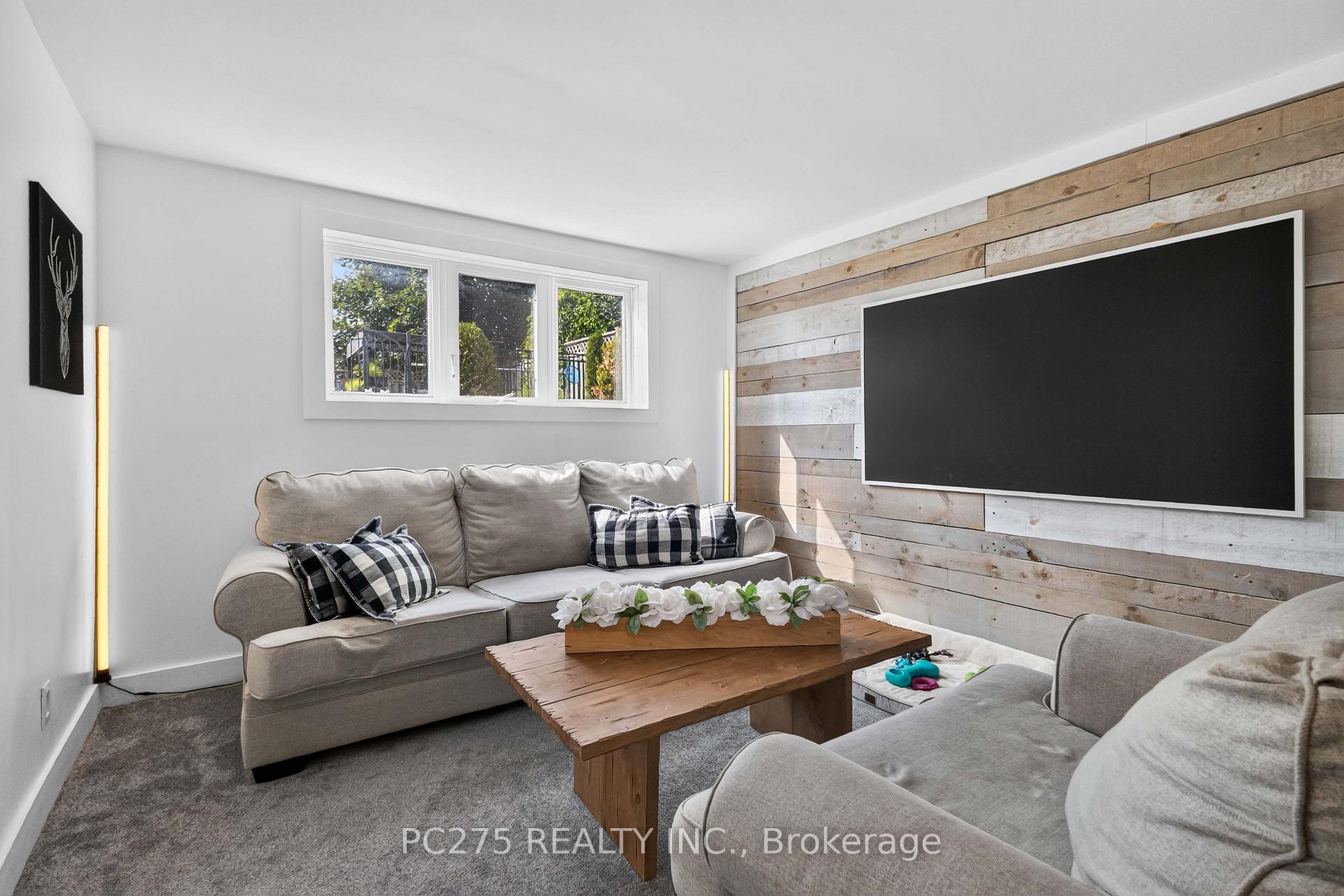 Photo 32 of 5 Field Road, London, South V — HOMEH