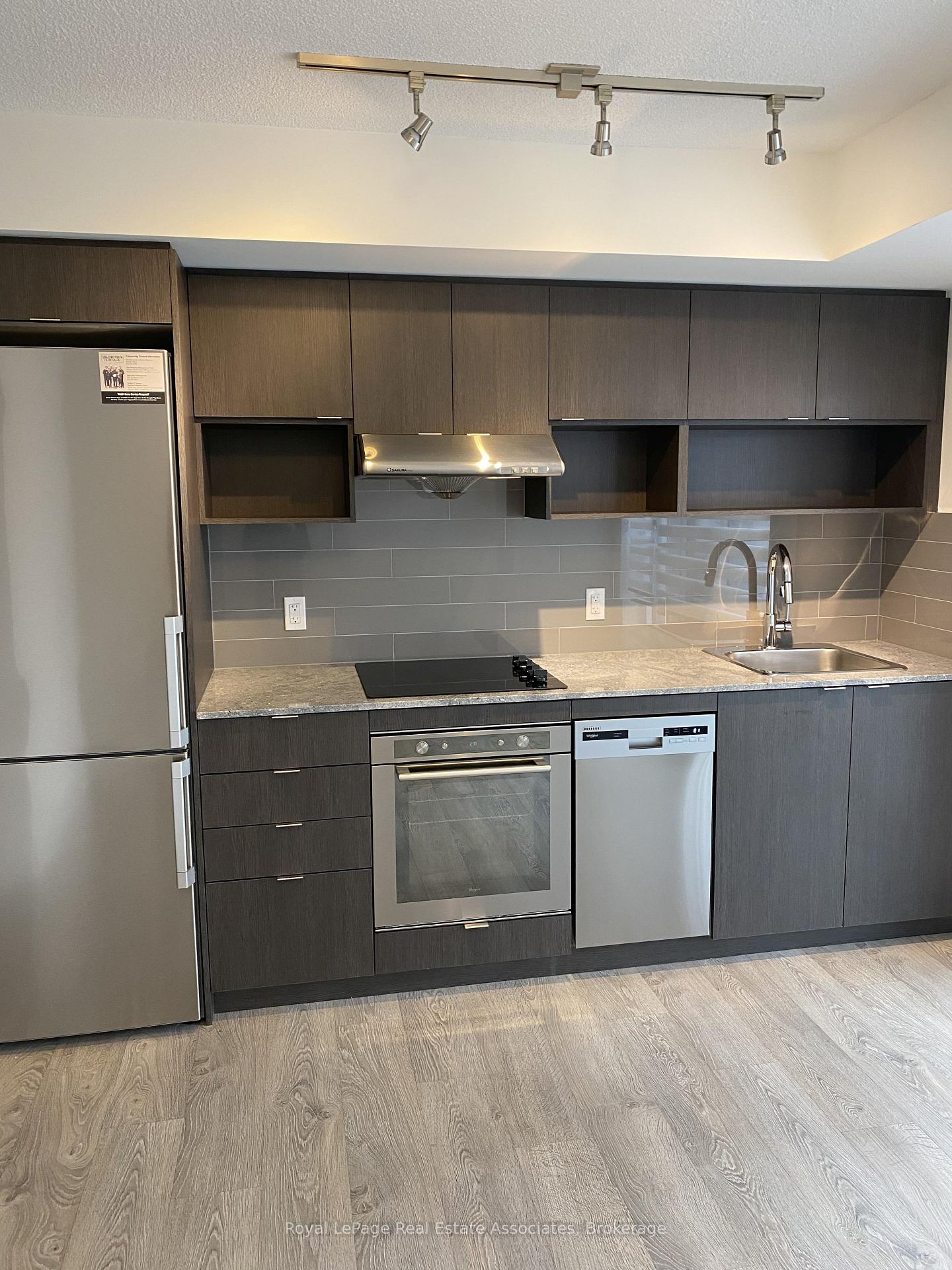 Photo 3 of Unit 603, 7 Mabelle Avenue, Etobicoke, Islington-City Centre West — HOMEH