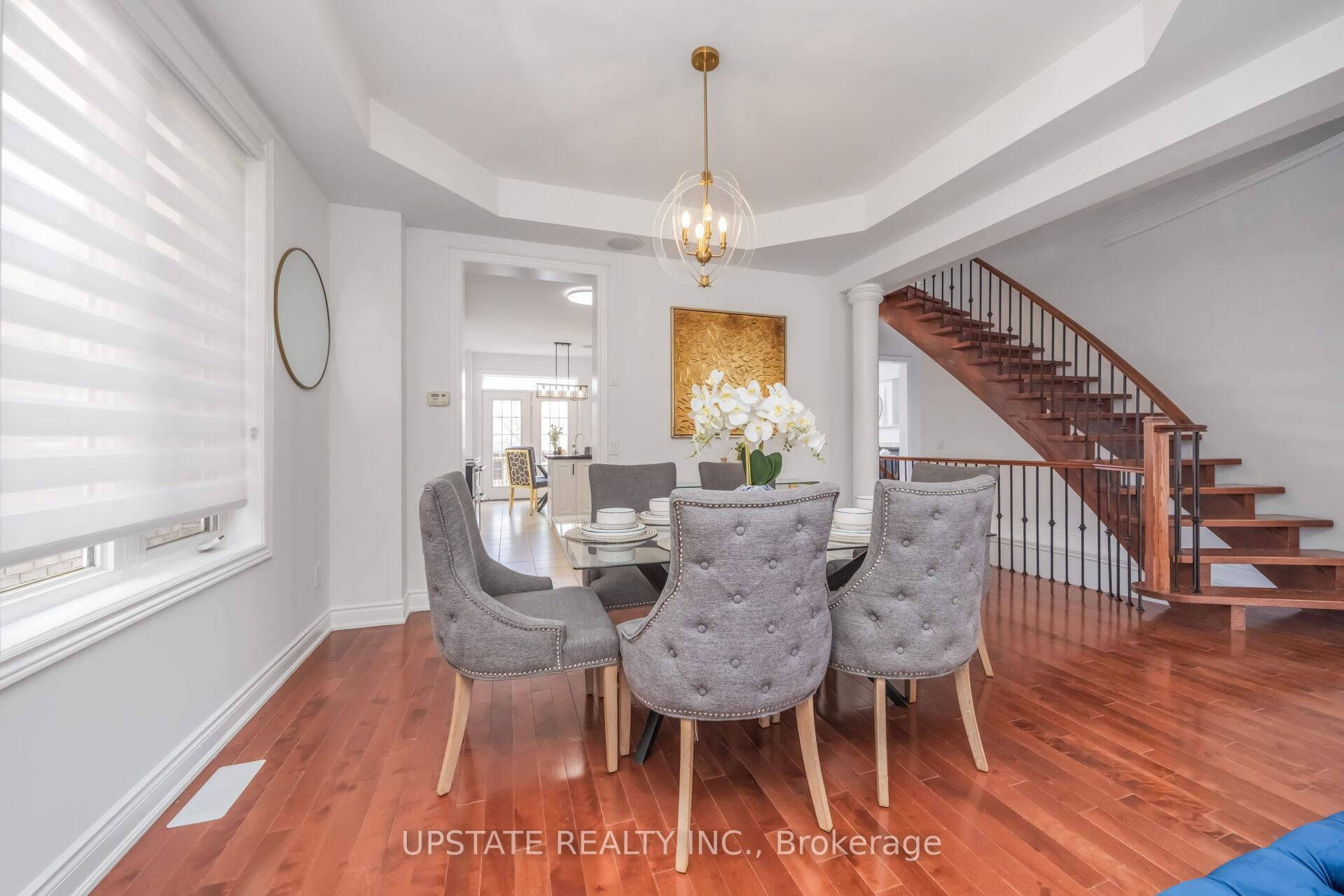 Photo 9 of 19 Eaglesprings Crescent, Brampton, Bram East — HOMEH